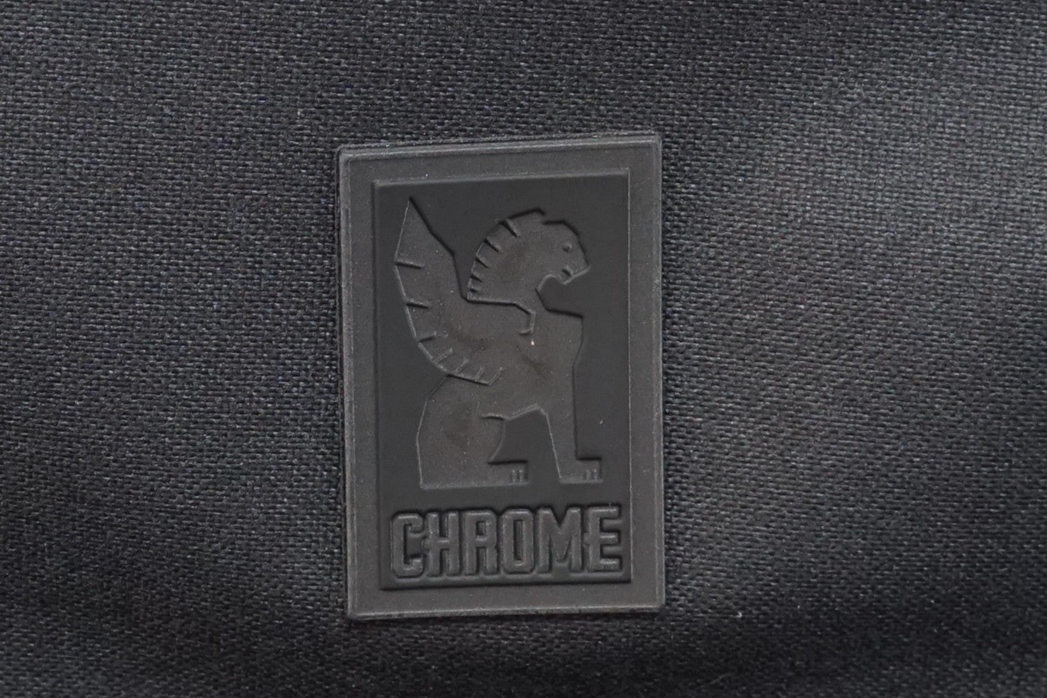 CHROME 「クローム」 ミニ カデッド ウォータープルーフ ボディバッグ / バイチャリ浦和ベース