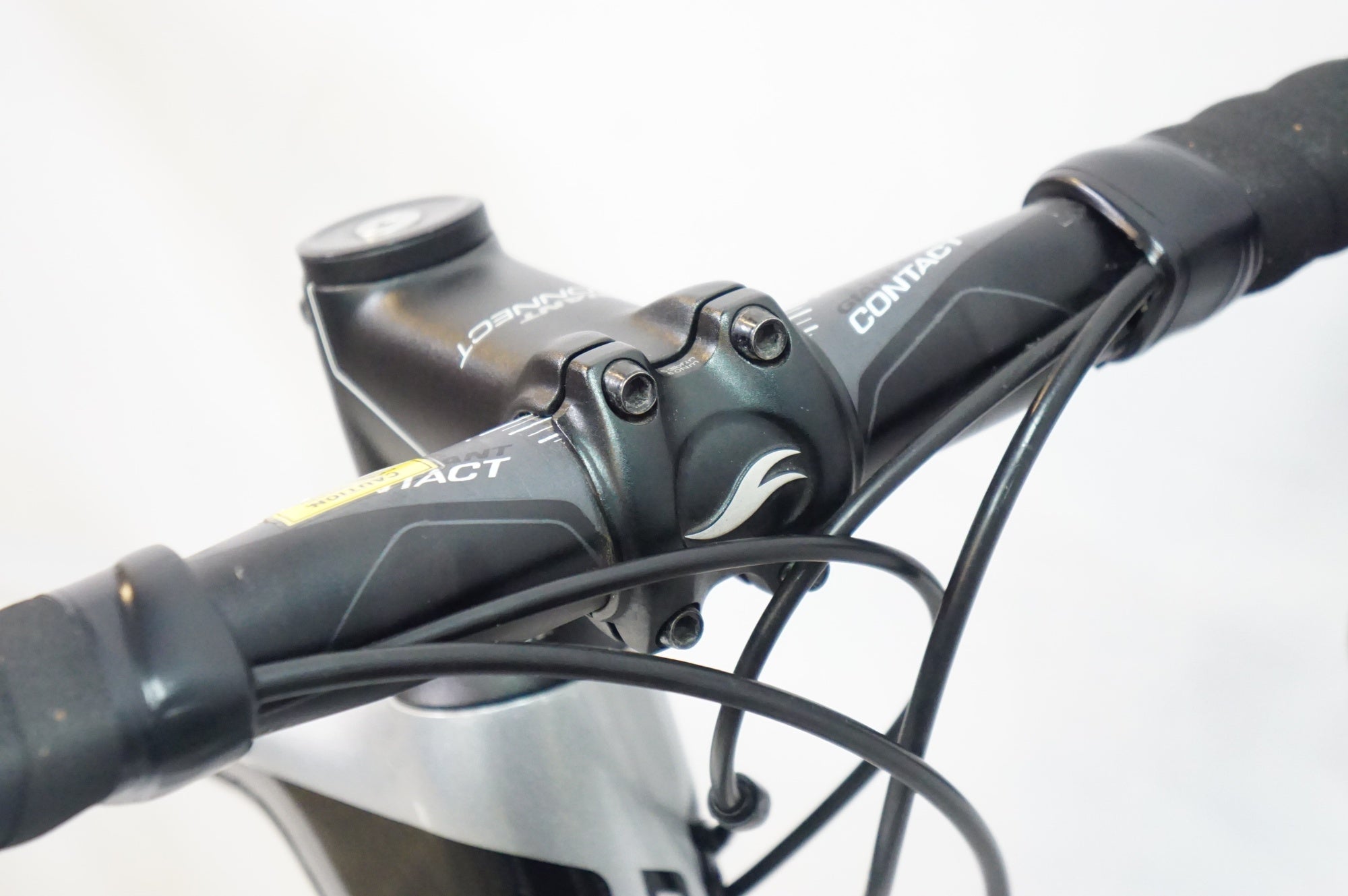 GIANT 「ジャイアント」 DEFY ADVANCED2 2015年モデル ロードバイク / 熊谷本店