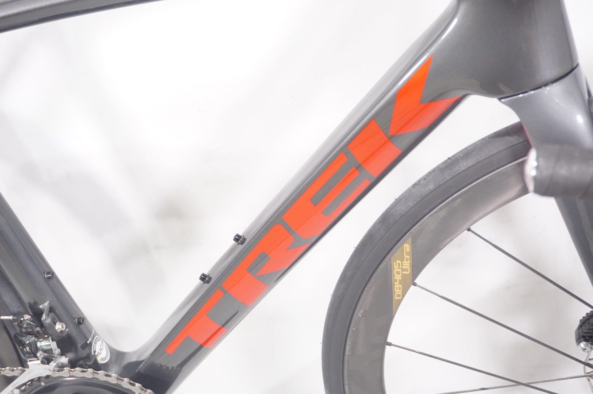 TREK 「トレック」 EMONDA SL5 2023年モデル ロードバイク / AKIBA店