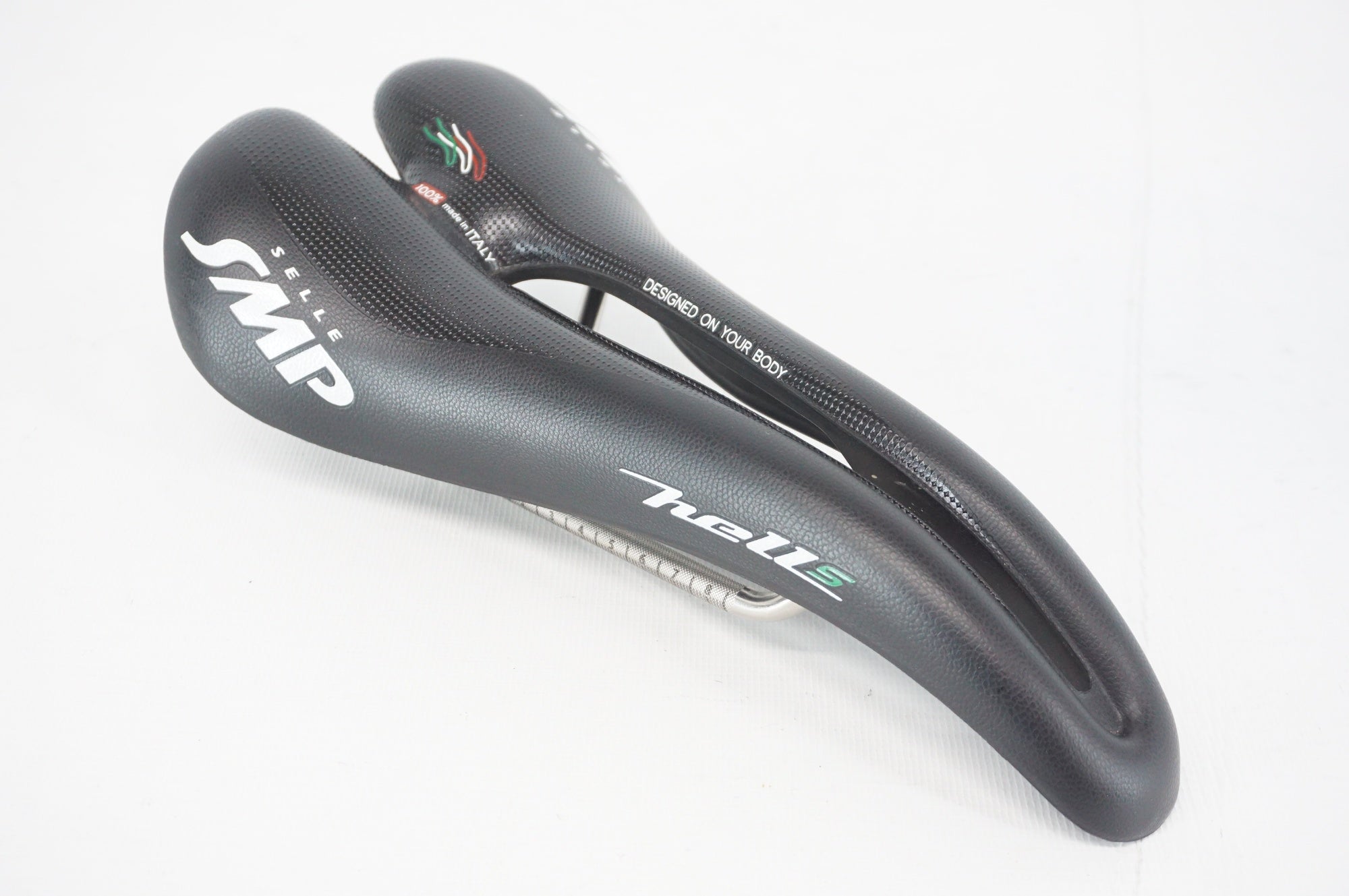 SELLE SMP 「セラエスエムピー」 HELL S サドル / 阪急塚口店