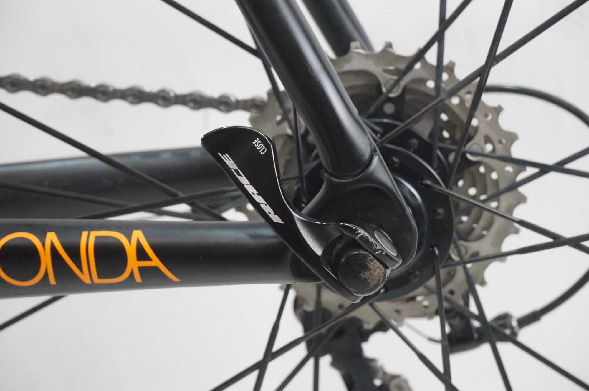 TREK 「トレック」 EMONDA S5 2015年モデル ロードバイク / 大宮店