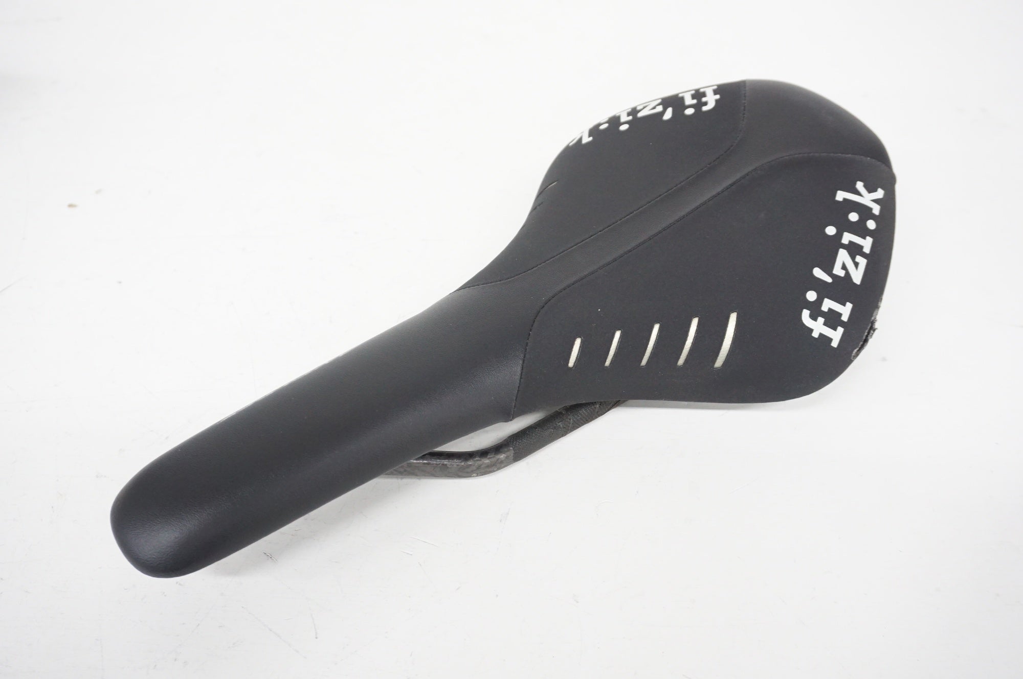 FIZIK 「フィジーク」 ANTARES R3 サドル / 阪急塚口店