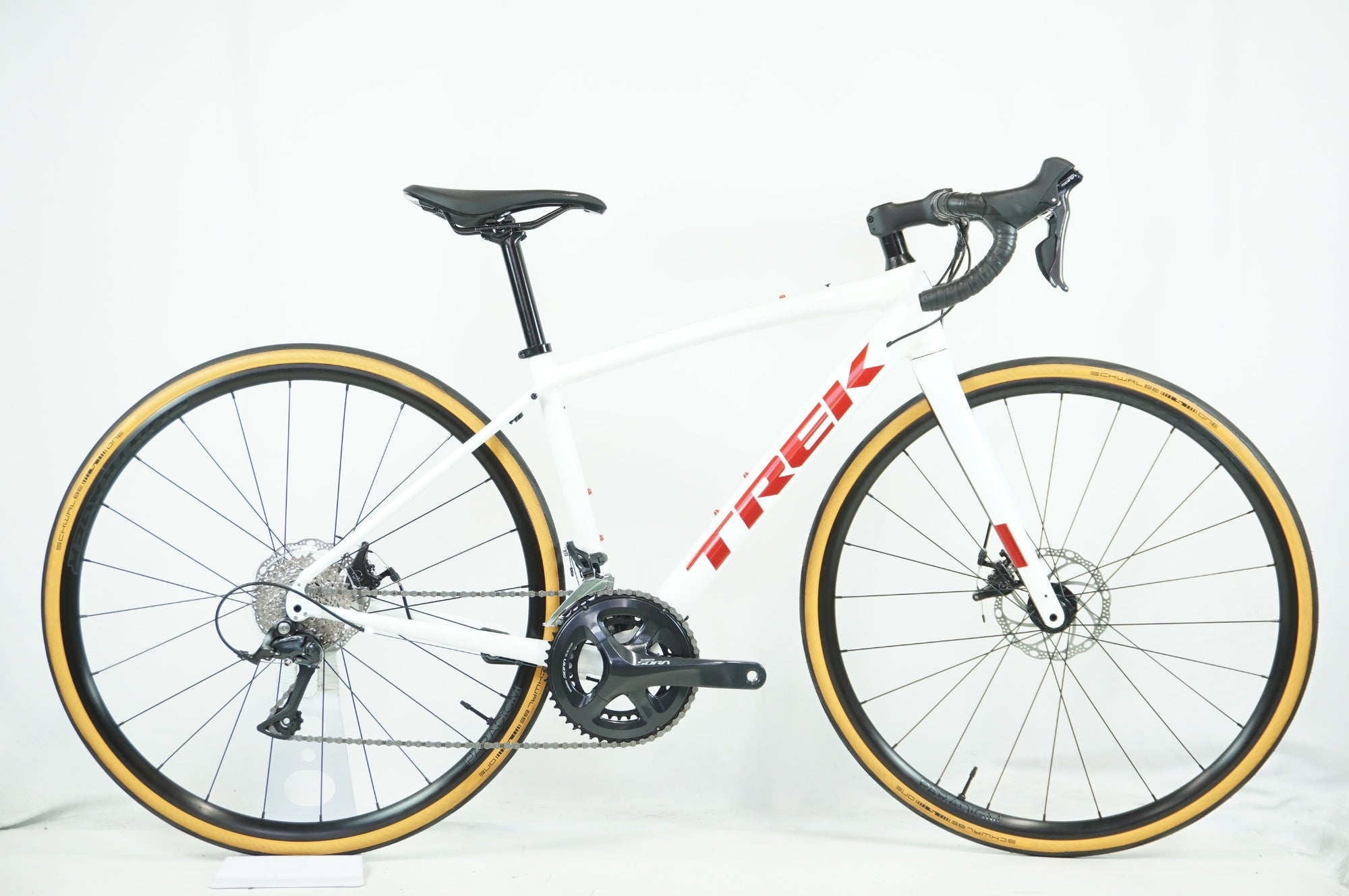 TREK 「トレック」 DOMANE AL3 2021-2022年モデル ロードバイク