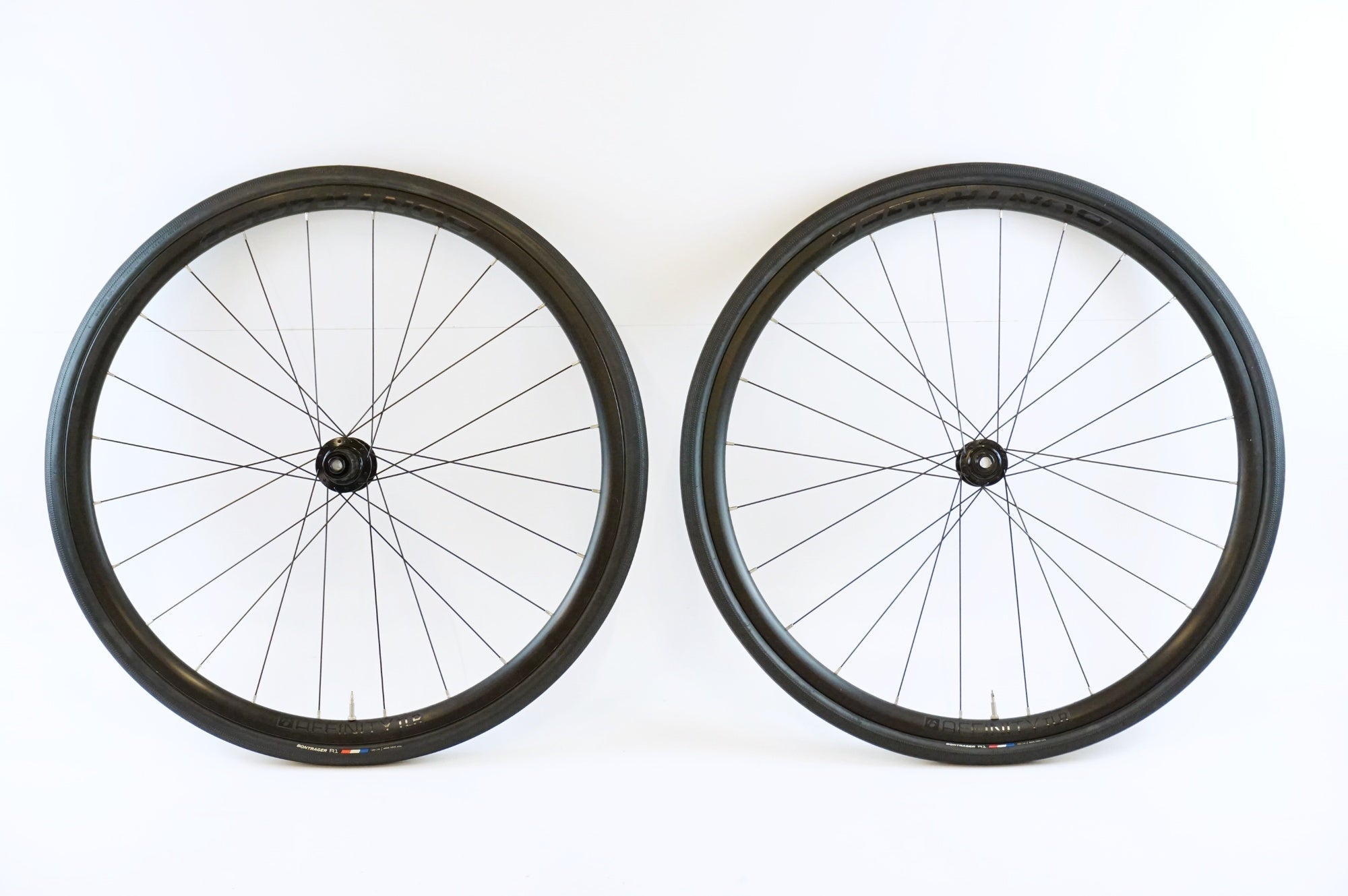 BONTRAGER 「ボントレガー」 AFFINITY TLR DISC シマノ11速 ホイール
