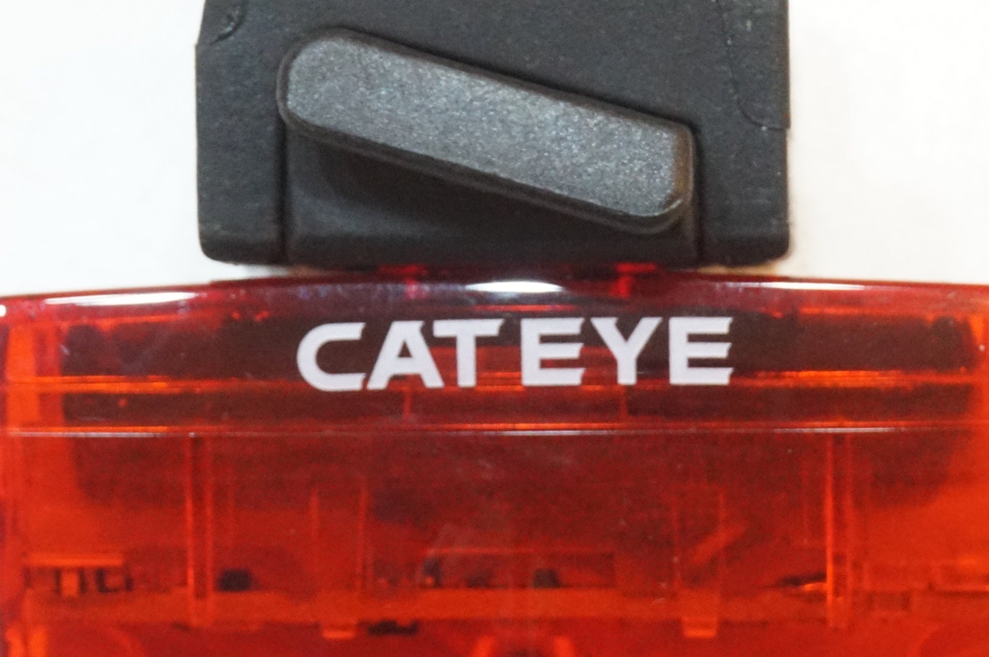 CATEYE 「キャットアイ」 VIZ100 リアライト / 浦和ベース