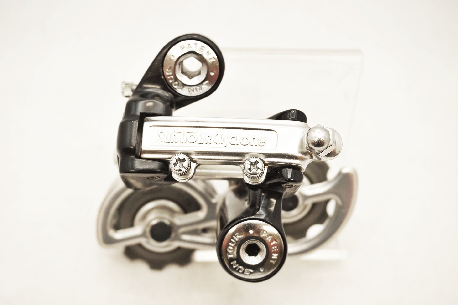 SUNTOUR 「サンツアー」 CYCLONE リアディレイラー / 有明ガーデン店