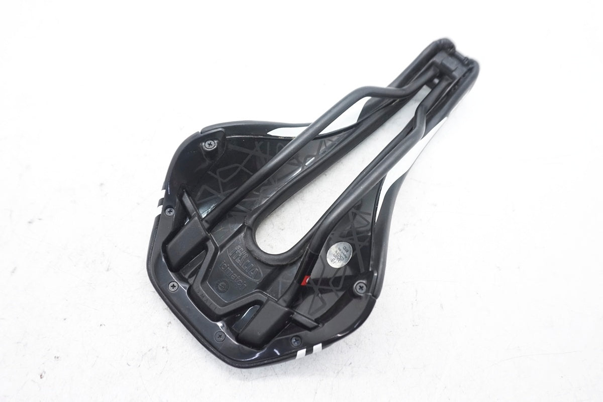 SELLE ITALIA 「セライタリア」 BOOST NOVUS EVO サドル / 大阪門真店