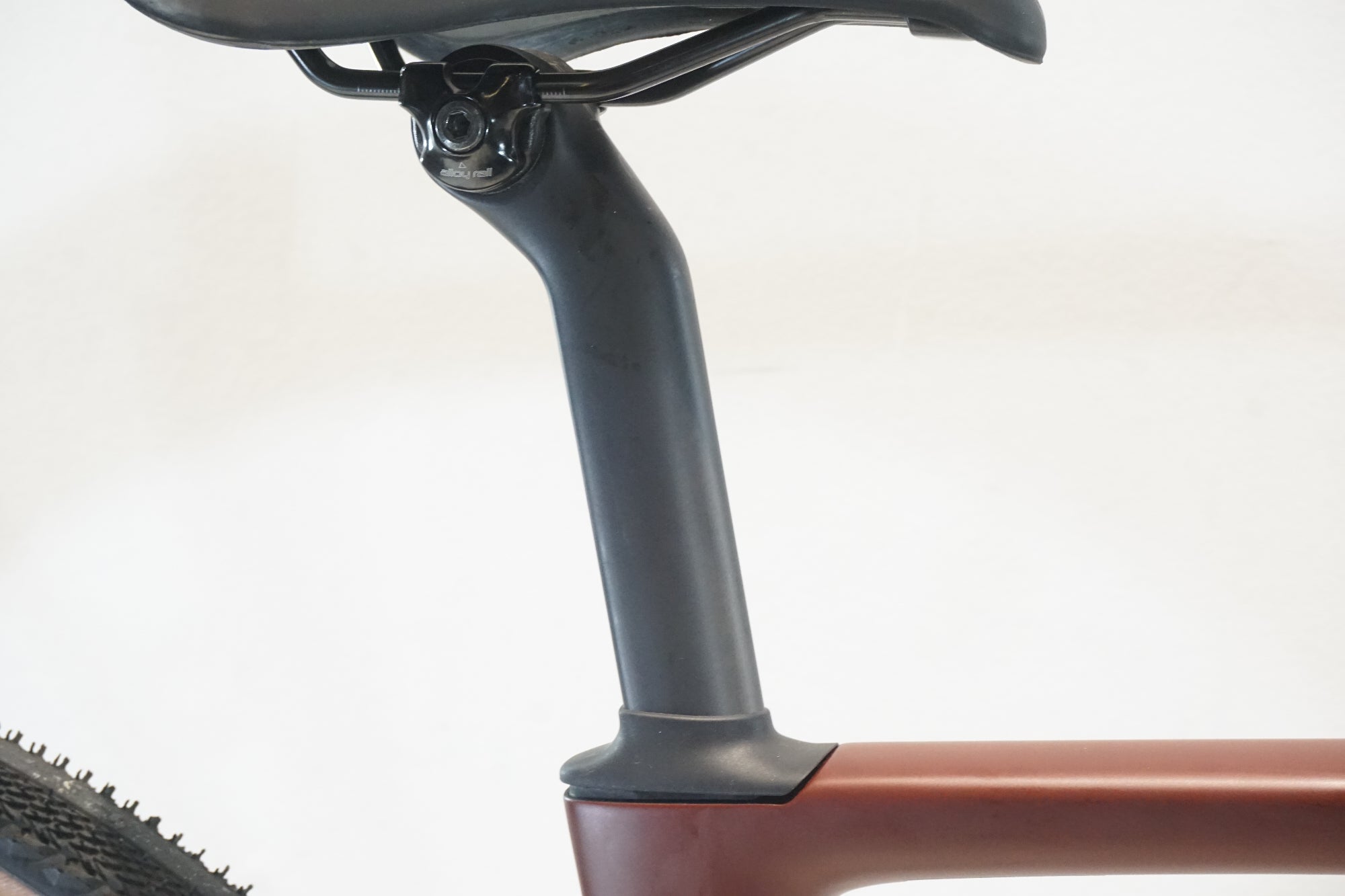 SPECIALIZED 「スペシャライズド」 ROUBAIX SL8 DISC 2024年モデル ロードバイク / 横浜戸塚店