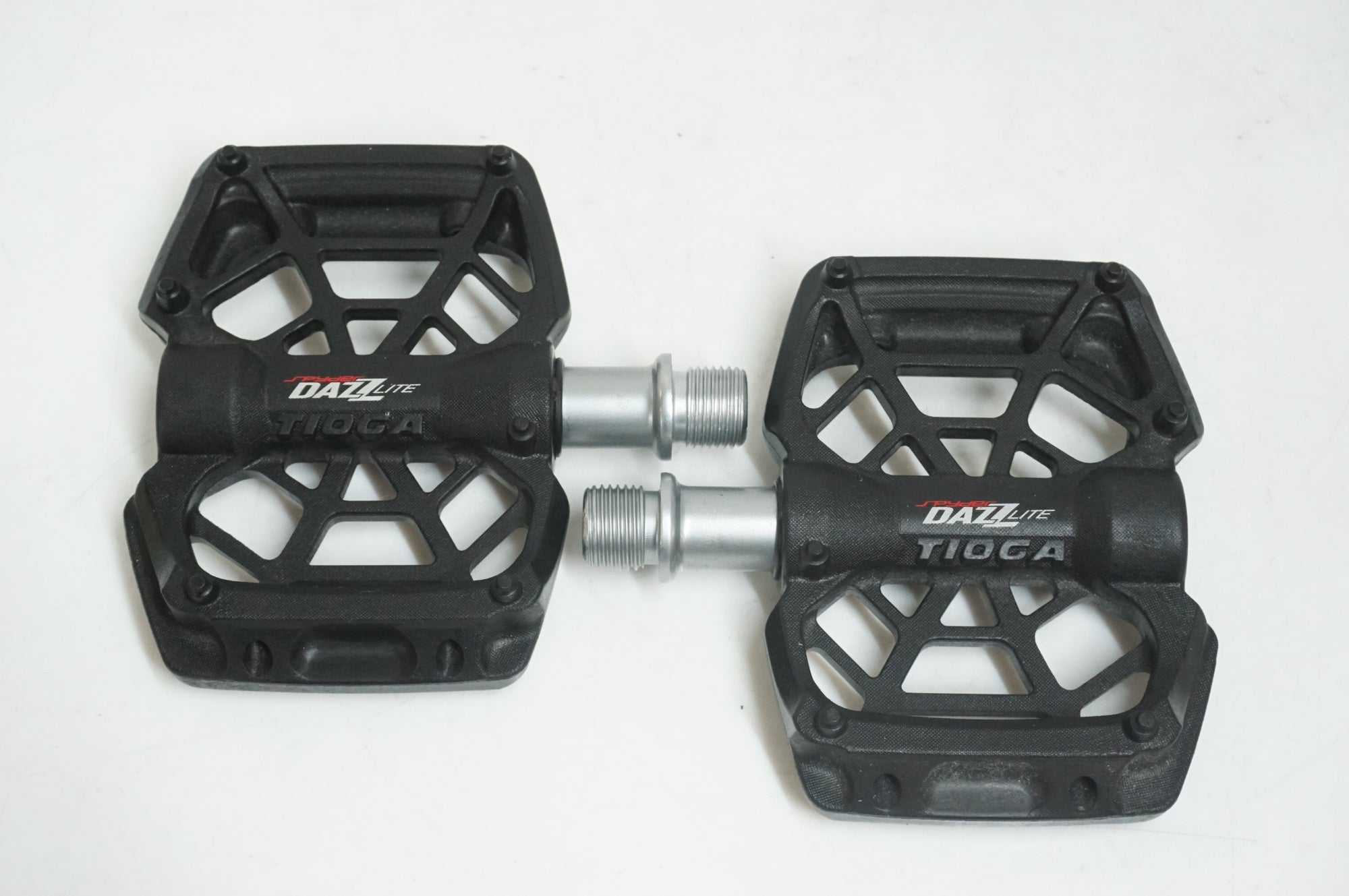 TIOGA 「タイオガ」 DAZZ LITE ペダル / 大宮店