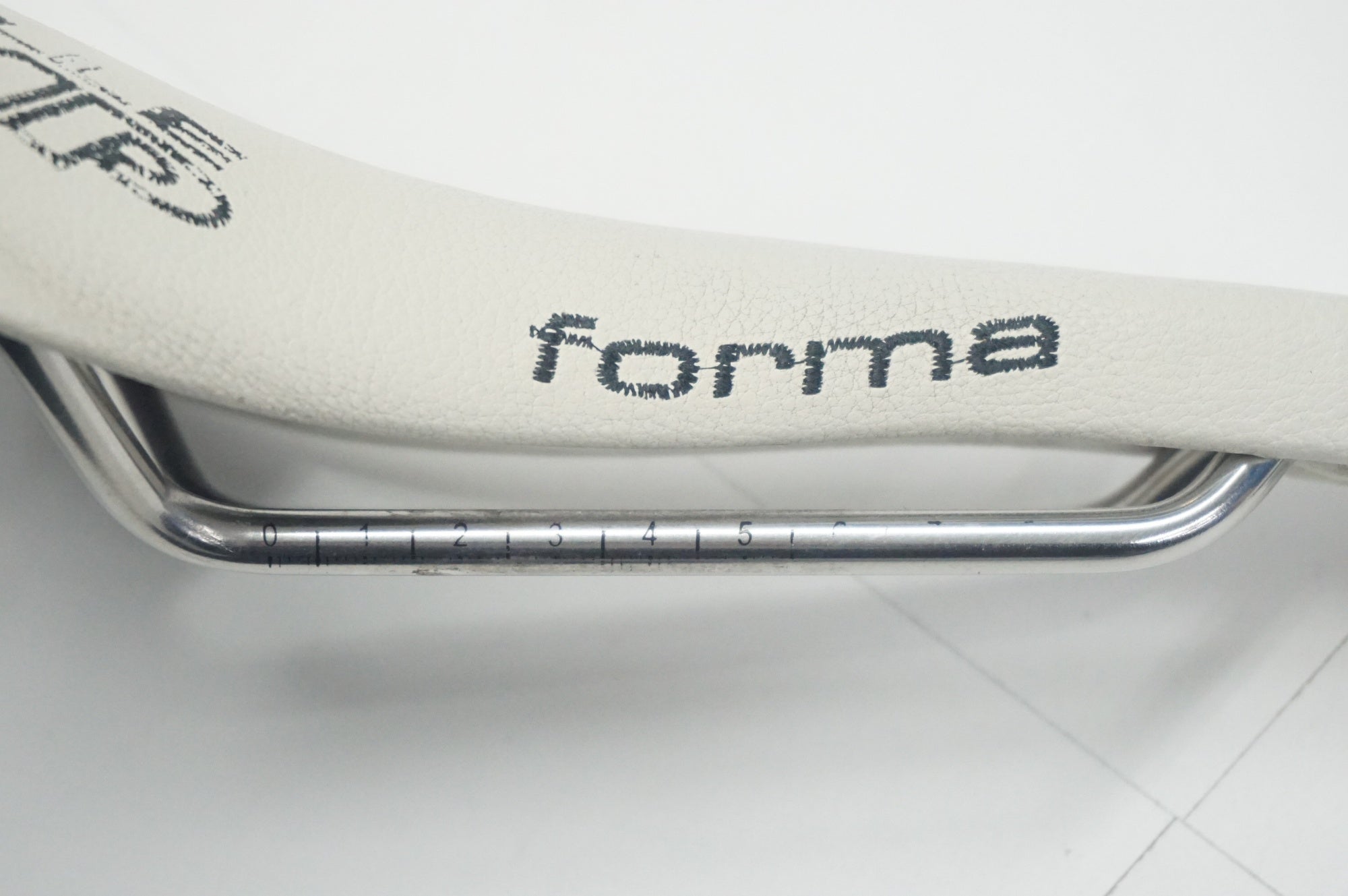 SELLE SMP 「セラエスエムピー」 FORMA サドル / 福岡店