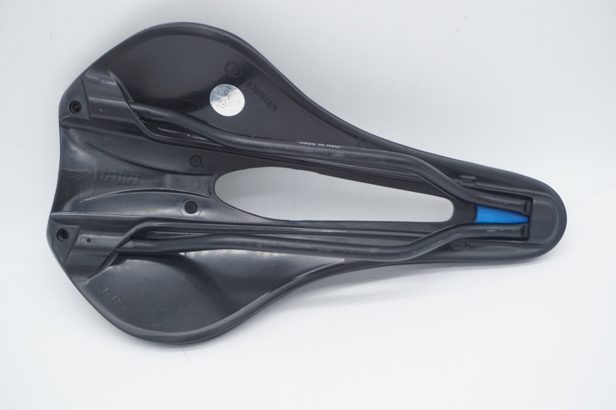 SELLE ITALIA 「セライタリア」 BOOST NOVUS EVO サドル / 滋賀大津店