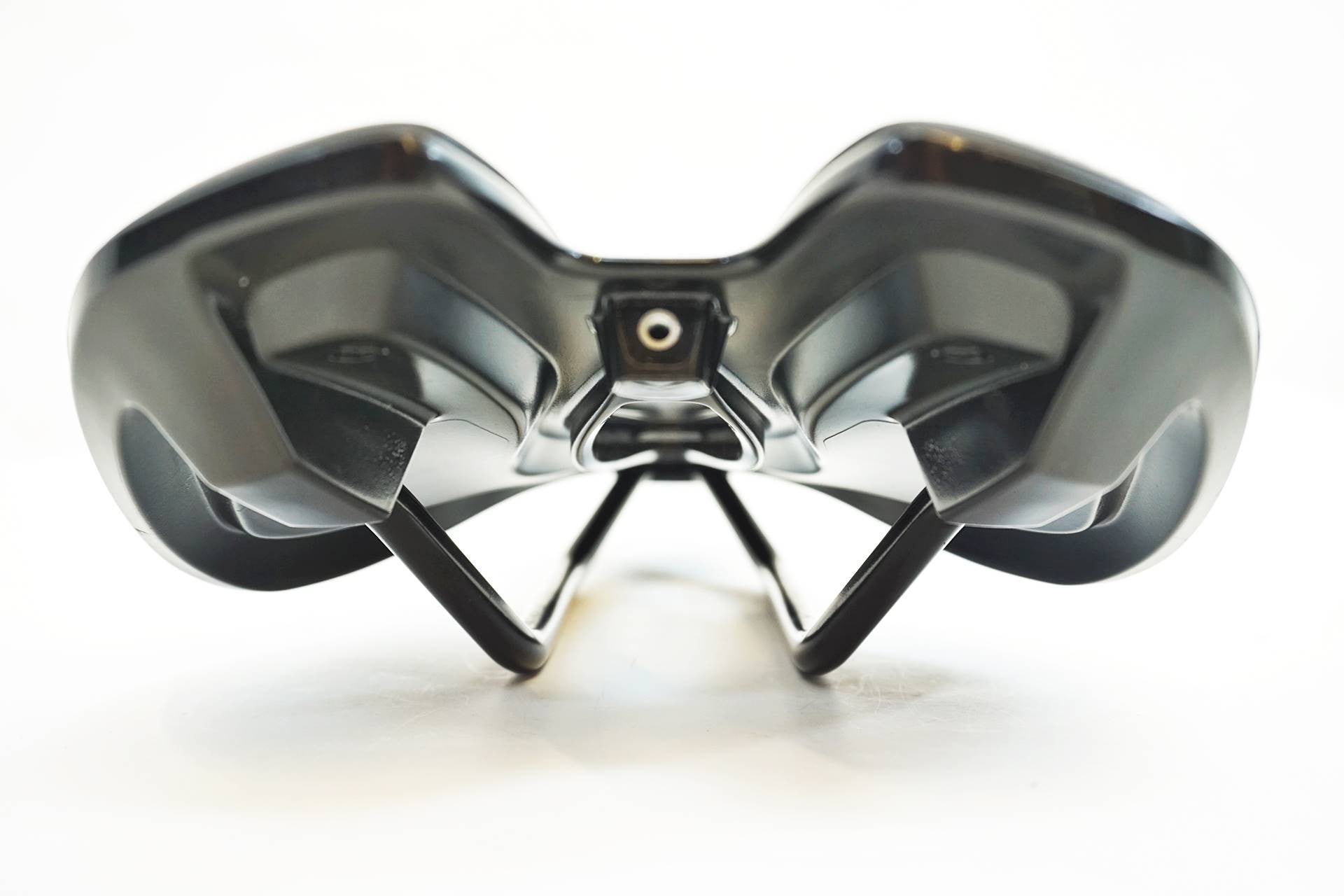 GIANT 「ジャイアント」 APPROACH サドル / 有明ガーデン店