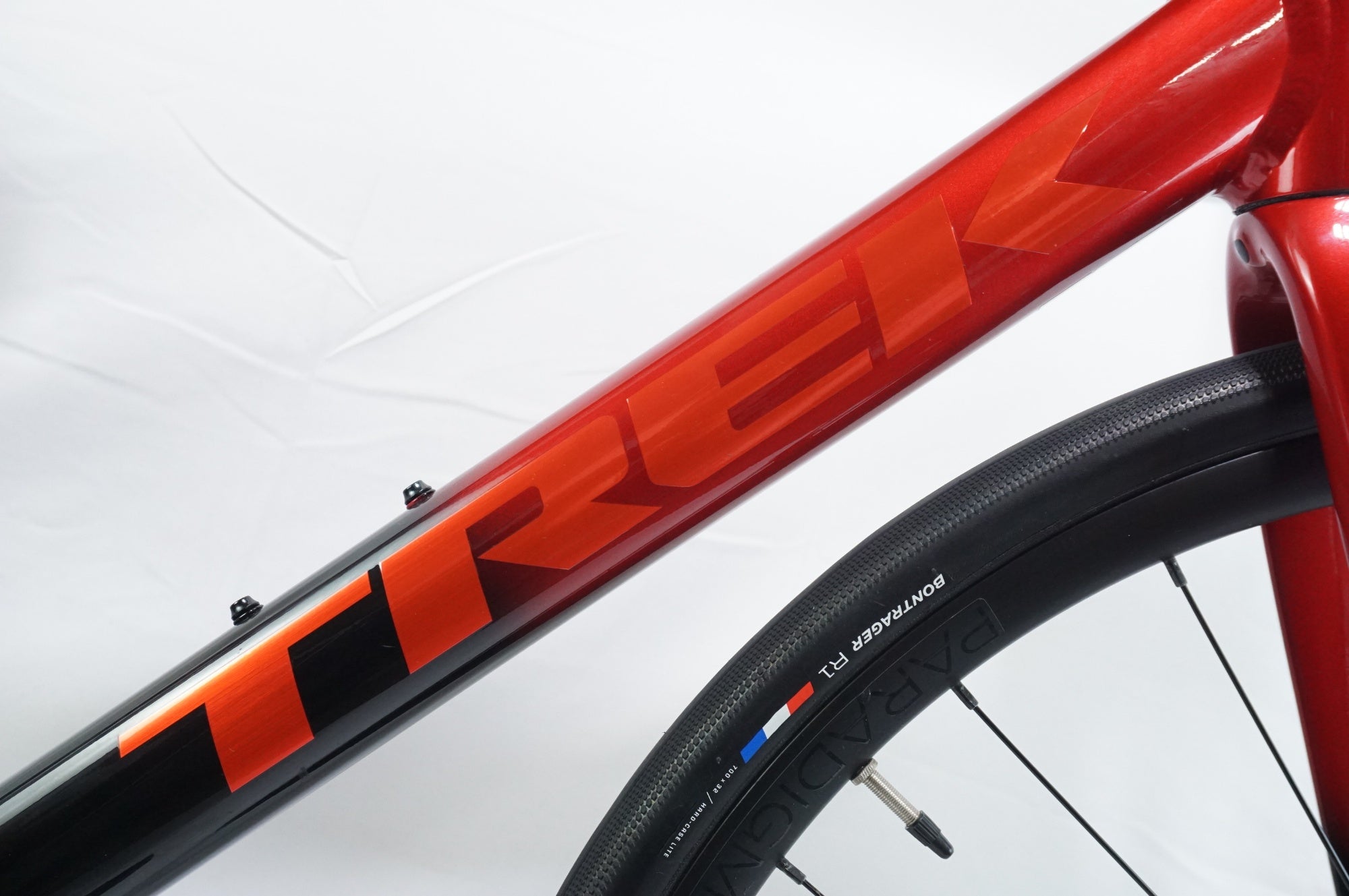 TREK 「トレック」 DOMANE AL 2 GEN 4 2025年モデル ロードバイク / 東京商品化センター