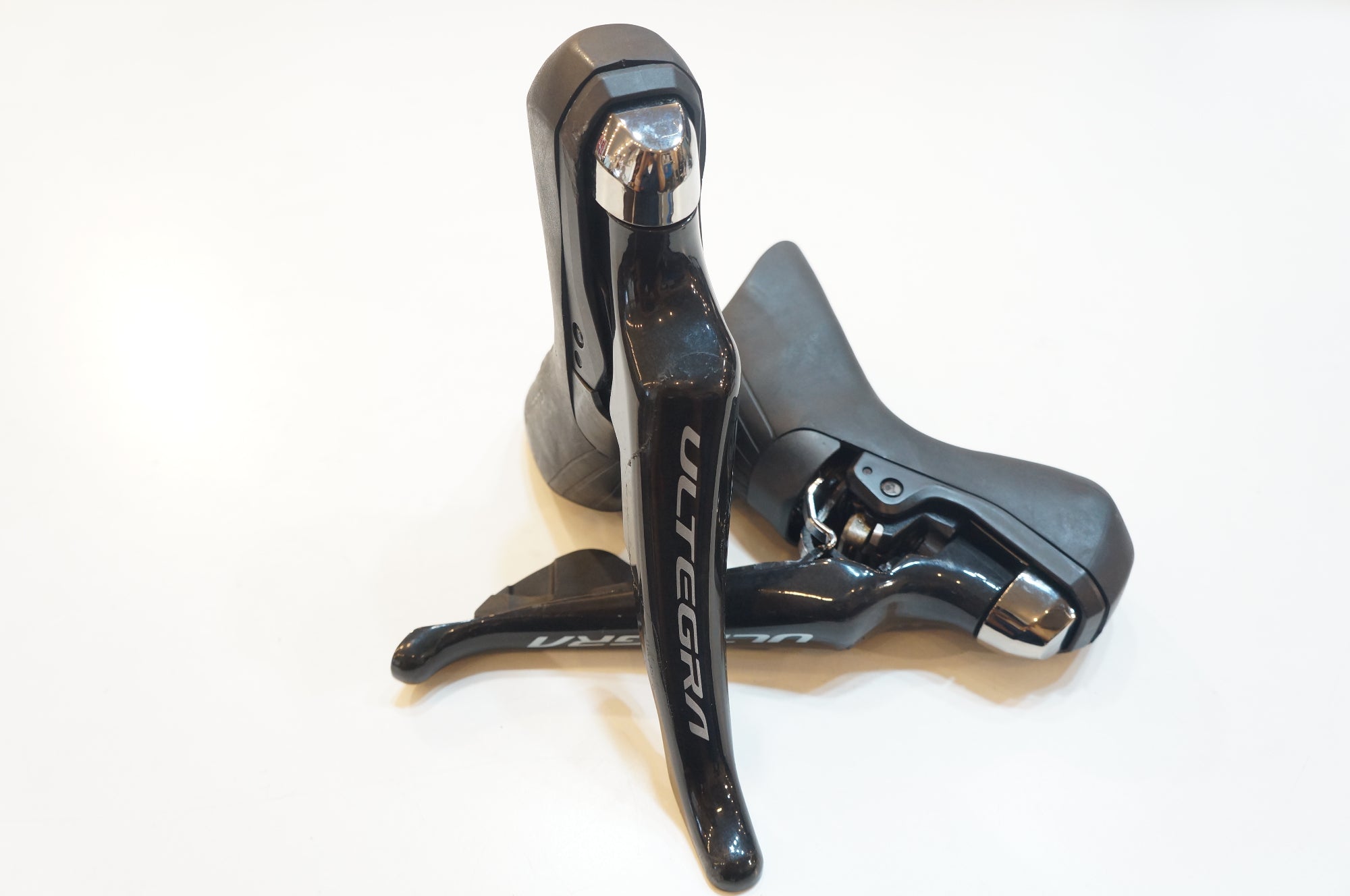 SHIMANO 「シマノ」 ULTEGRA ST-R8020 デュアルコントロールレバー / バイチャリ浦和ベース