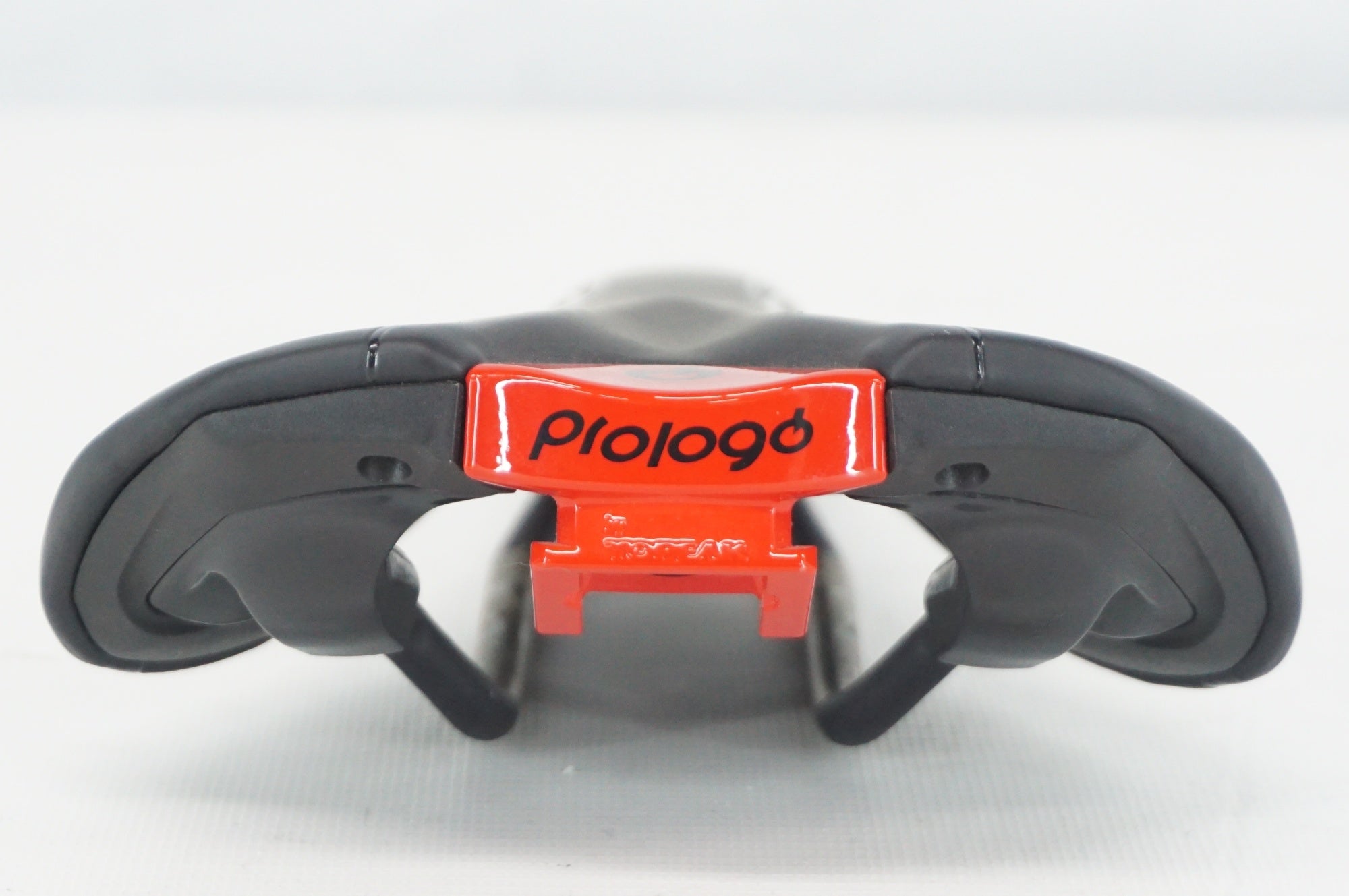 PROLOGO 「プロロゴ」 KAPPA EVO サドル / 阪急塚口店