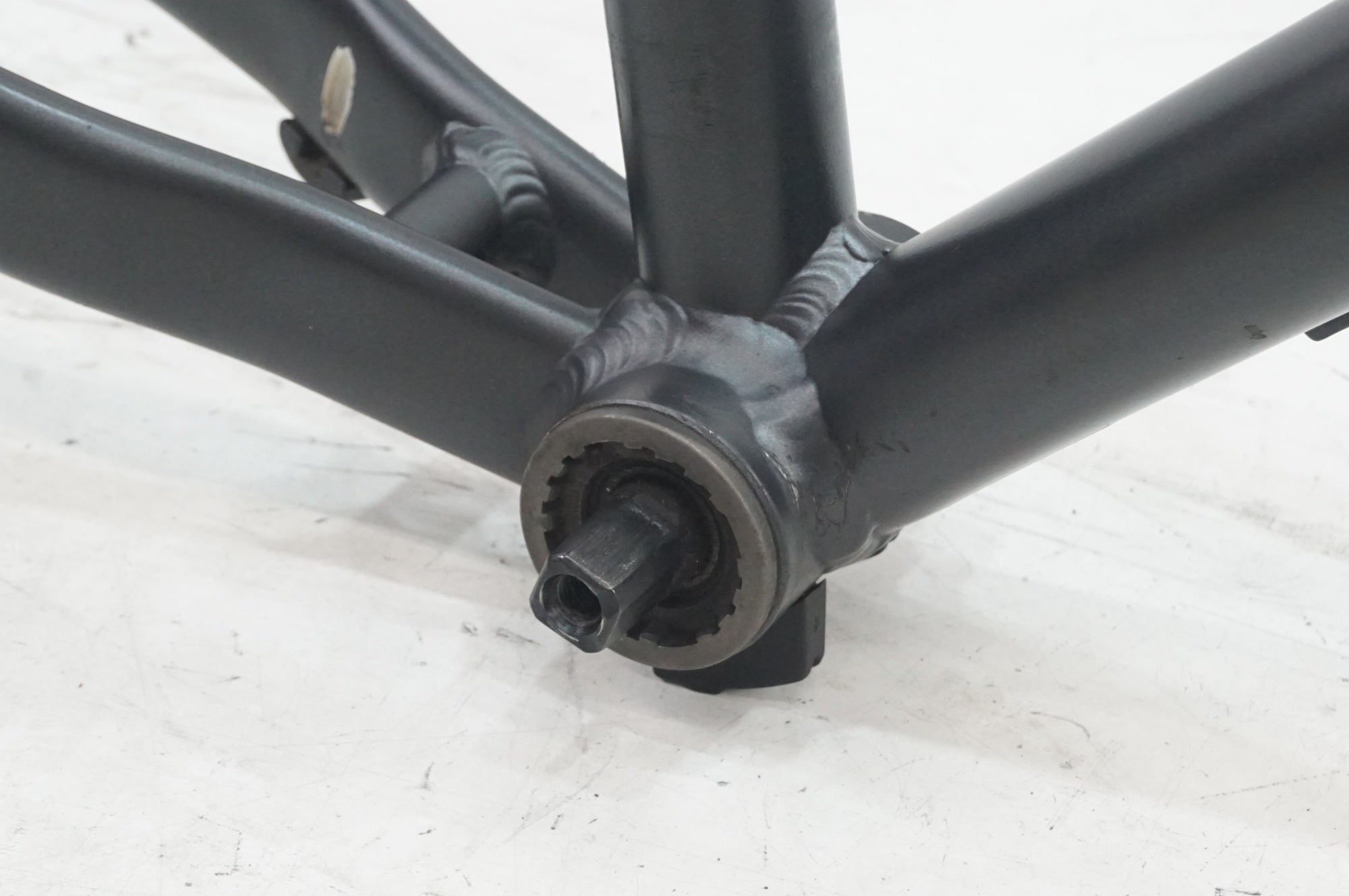 GIANT 「ジャイアント」 ESCAPE R DISC 2022年モデル フレームセット / 大宮店