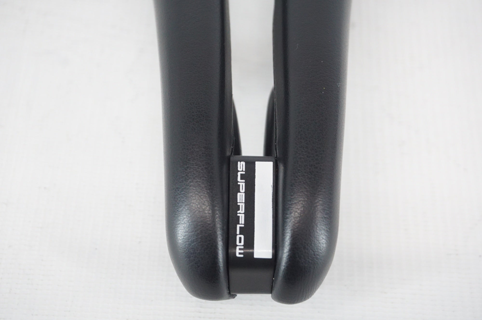 SELLE ITALIA 「セライタリア」 NOVUS BOOST TM MN SUPER FLOW サドル / 阪急塚口店