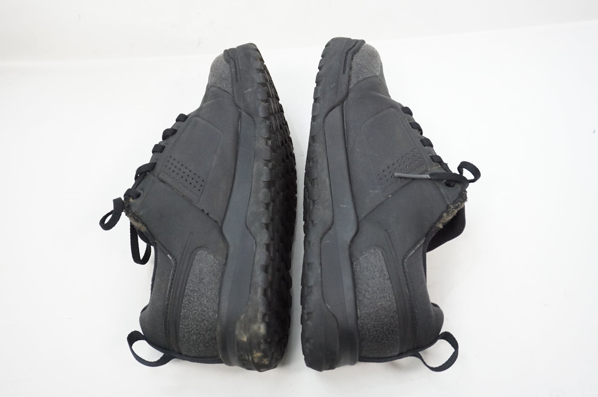 ADIDAS 41 サイクル シューズ / 川越店