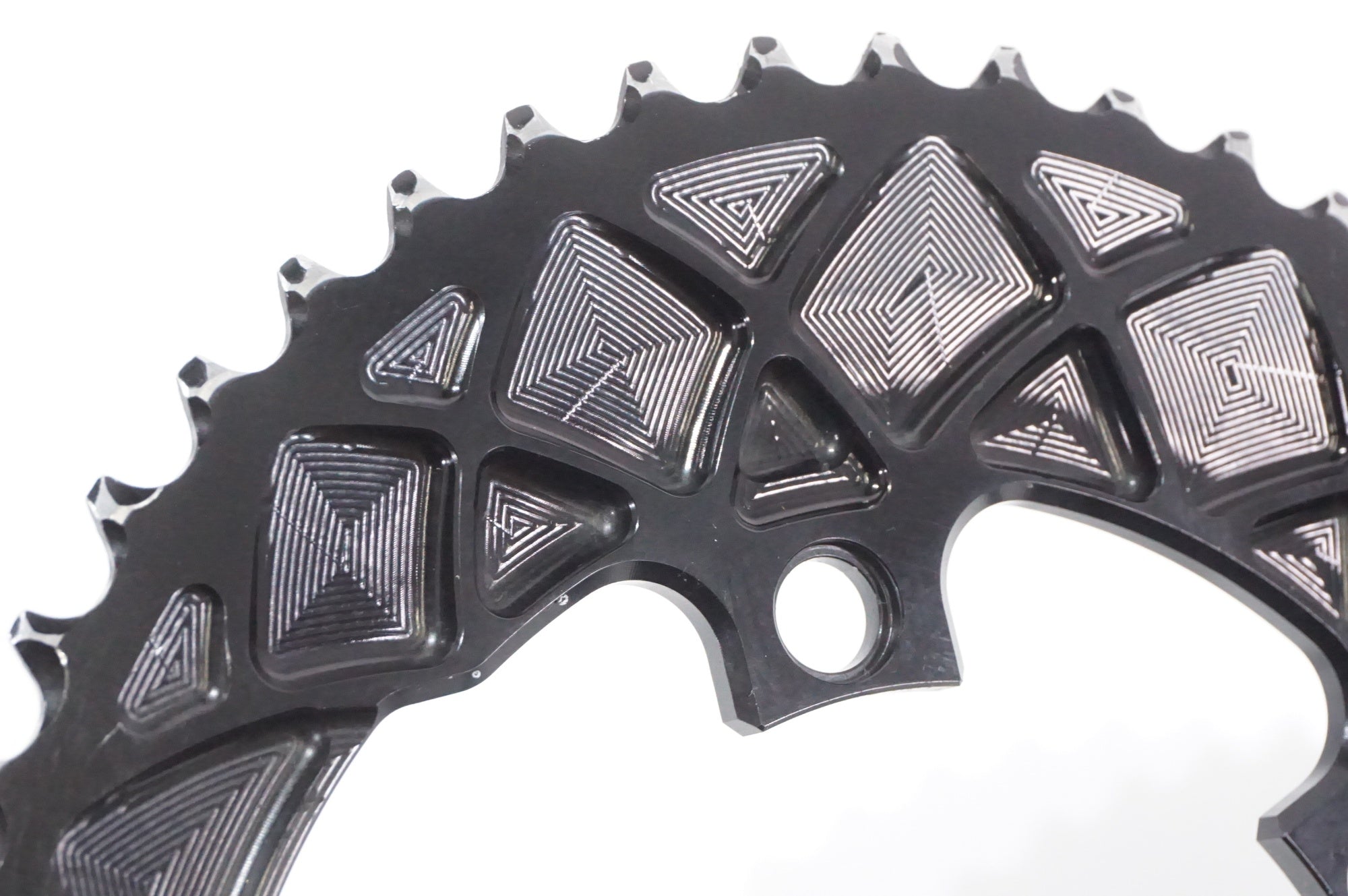 ABSOLUTE BLACK 「アブソリュートブラック」 PREMIUM OVAL ROAD 50T チェーンリング / AKIBA店