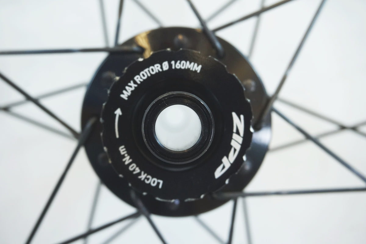 ZIPP 「ジップ」 303S DISC シマノ11速 ホイールセット / 有明ガーデン店