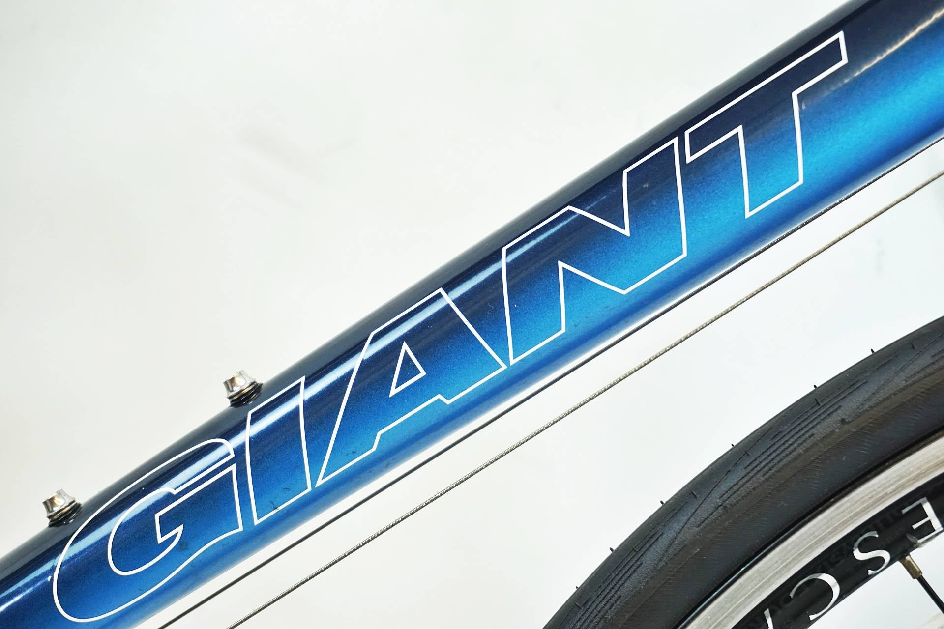 GIANT 「ジャイアント」 ESCAPE R3 2013年モデル クロスバイク / 有明ガーデン店