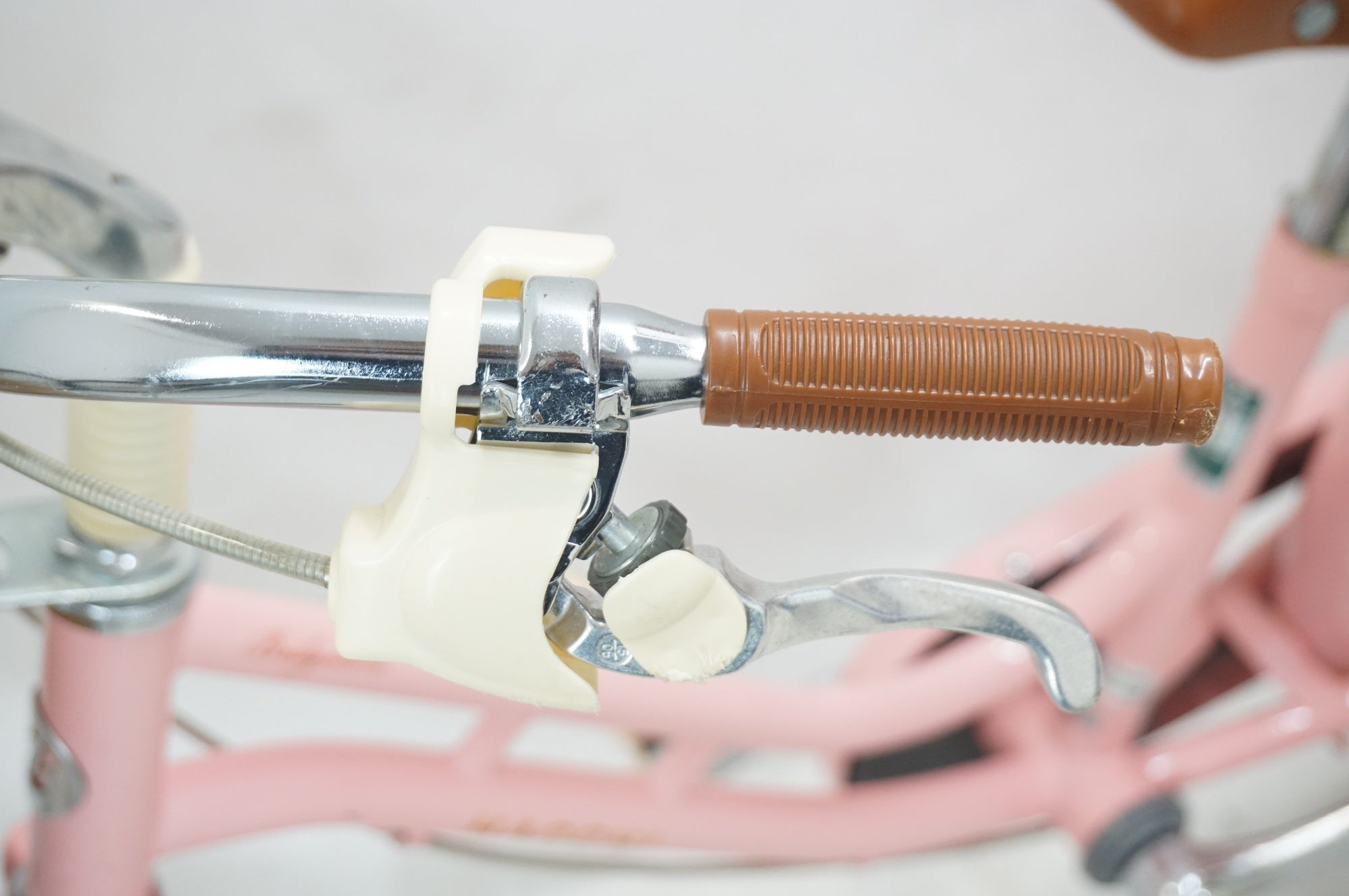 BRIDGESTONE 「ブリヂストン」 HACCHI HC182 2016年モデル 18インチ キッズバイク / 福岡店