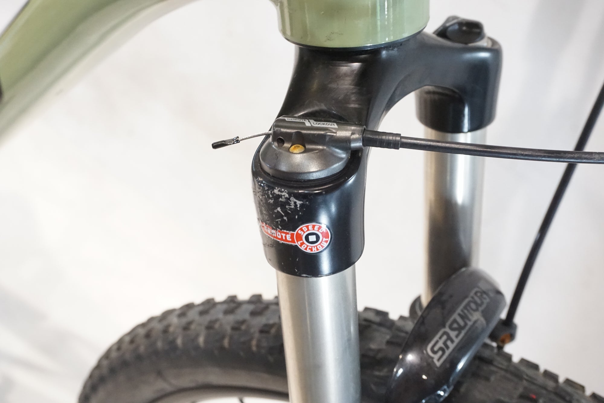 GT 「ジーティー」 AVALANCHE ELITE 2022年モデル マウンテンバイク / 横浜戸塚店