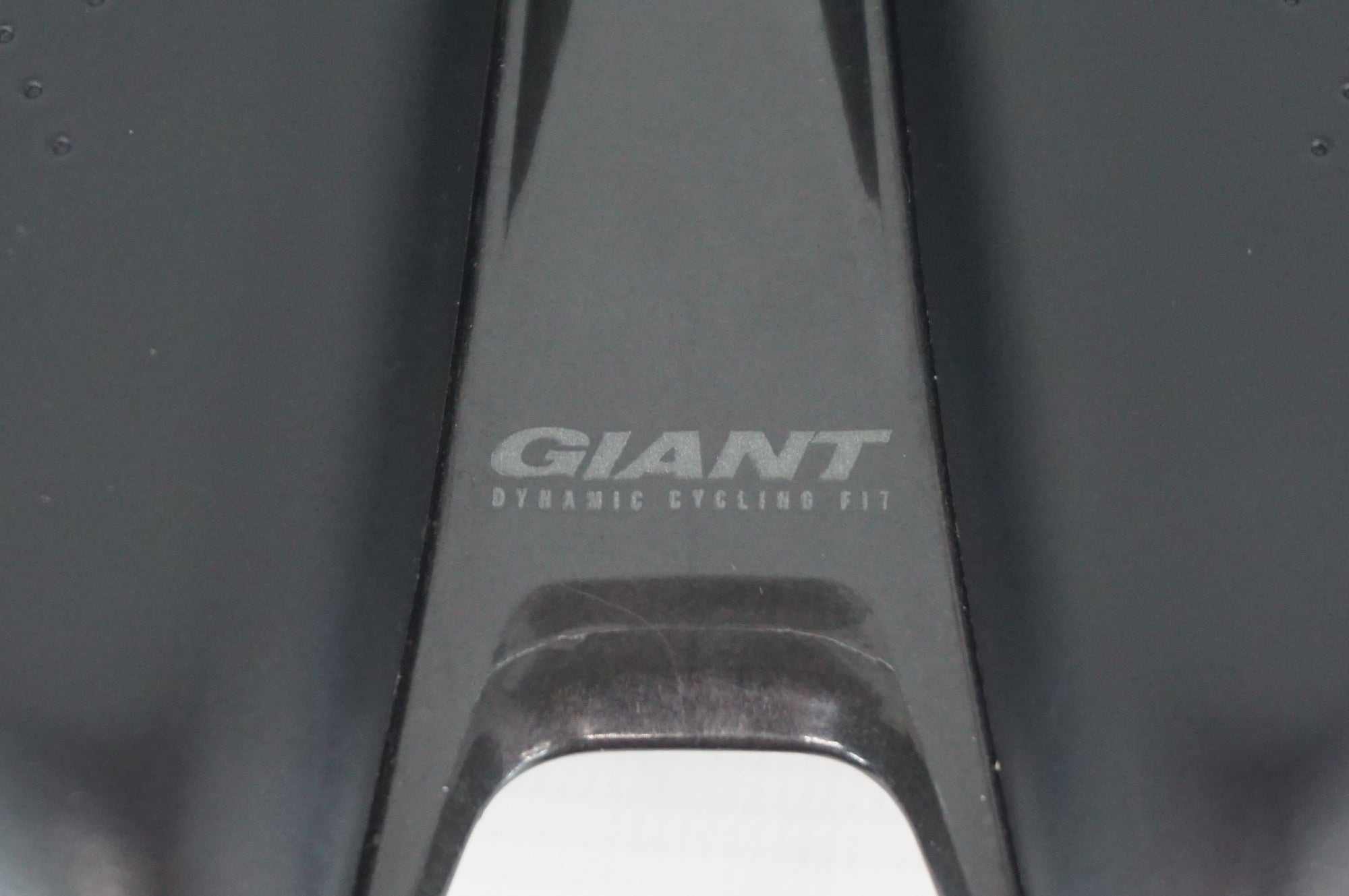 GIANT 「ジャイアント」 CONTACT SL FOWARD サドル / 阪急塚口店
