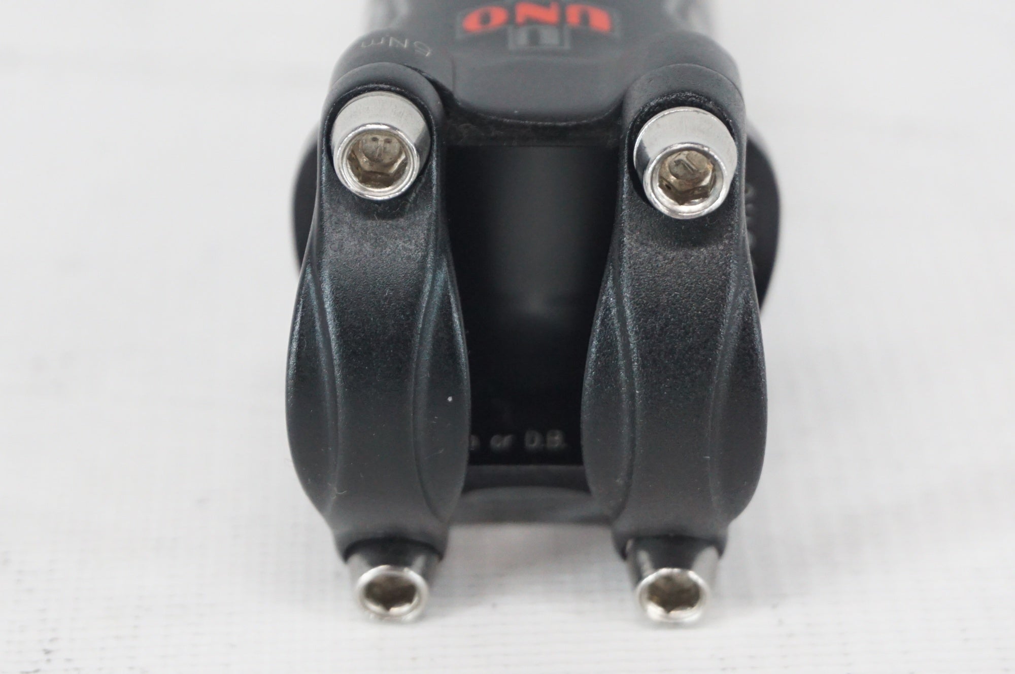 UNO 「ウノ」 Φ31.8 90mm ステム / 阪急塚口店