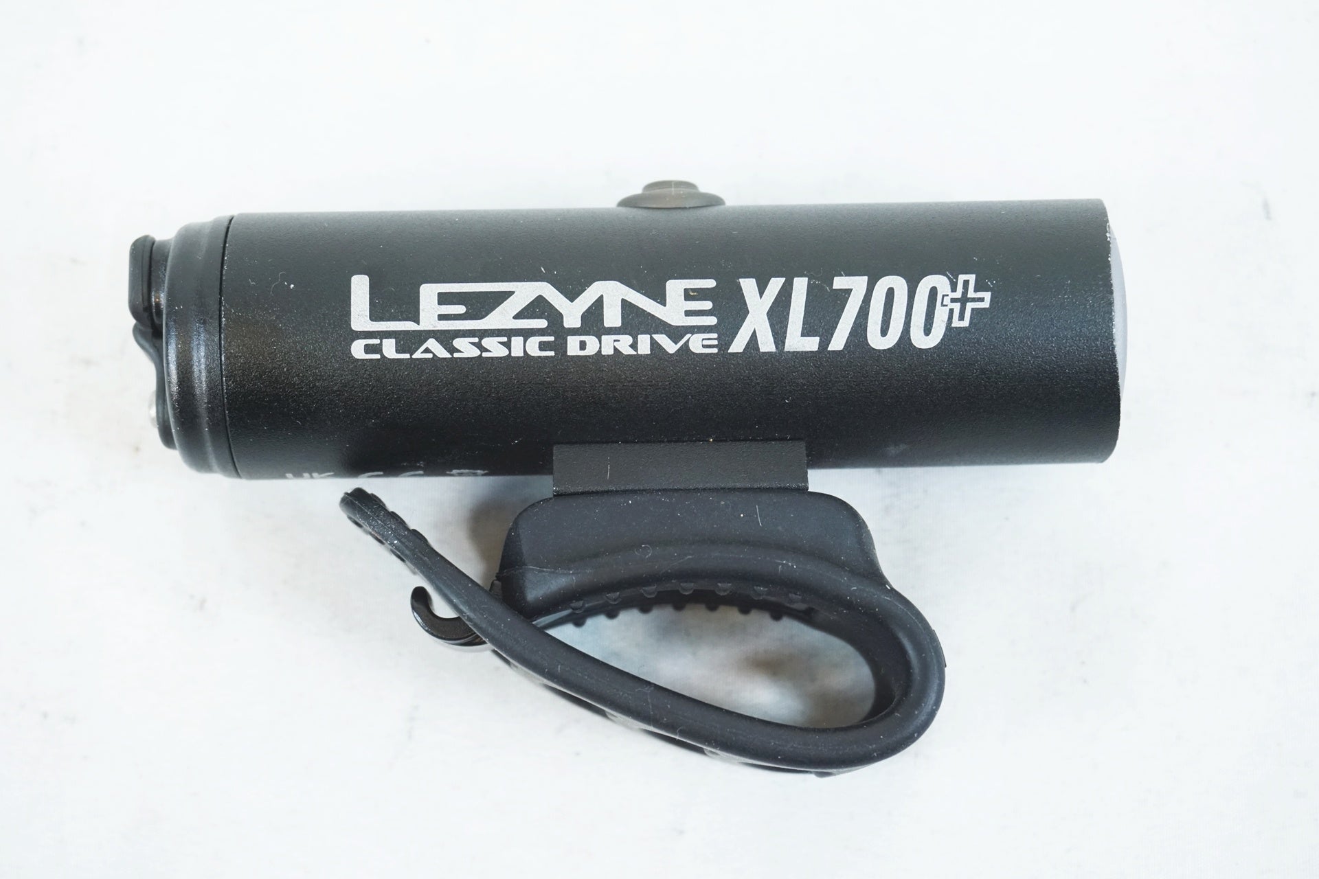 LEZYNE 「レザイン」 CLASSIC DRIVE XL700+ フロントライト / 有明