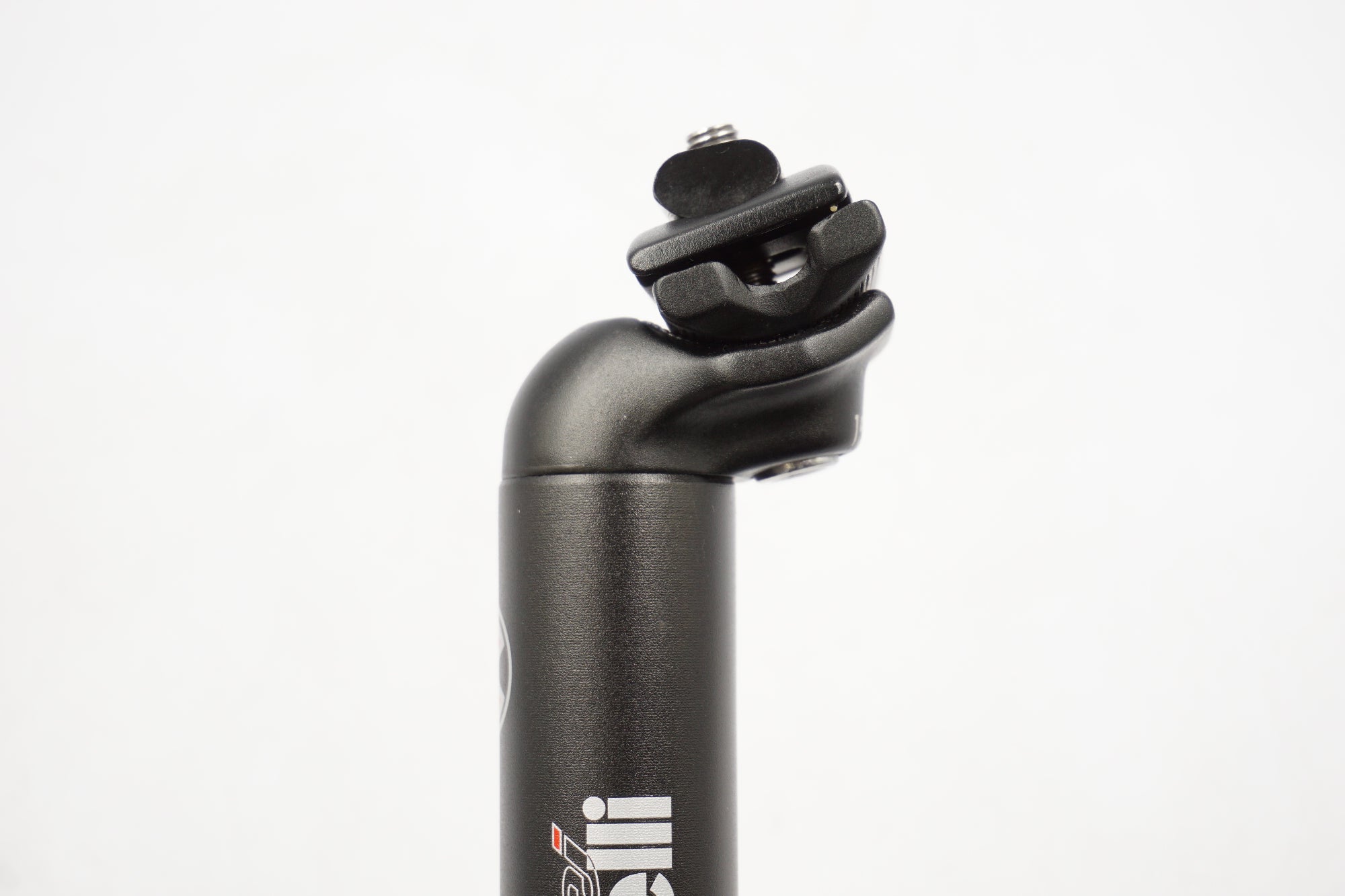 CINELLI 「チネリ」 VAI Φ31.6 330mm シートポスト / 奈良店