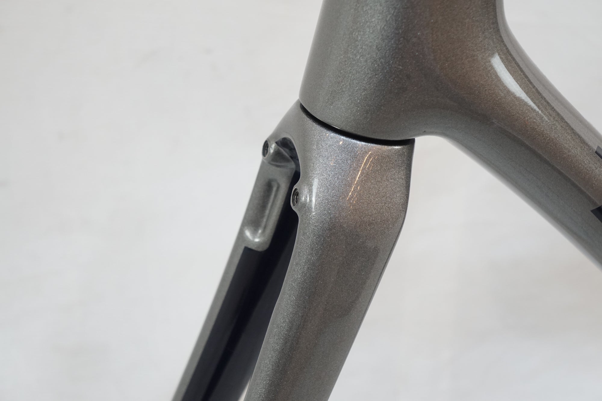 TREK 「トレック」 EMONDA SLR H2 2018年モデル フレームセット / バイチャリ浦和ベース