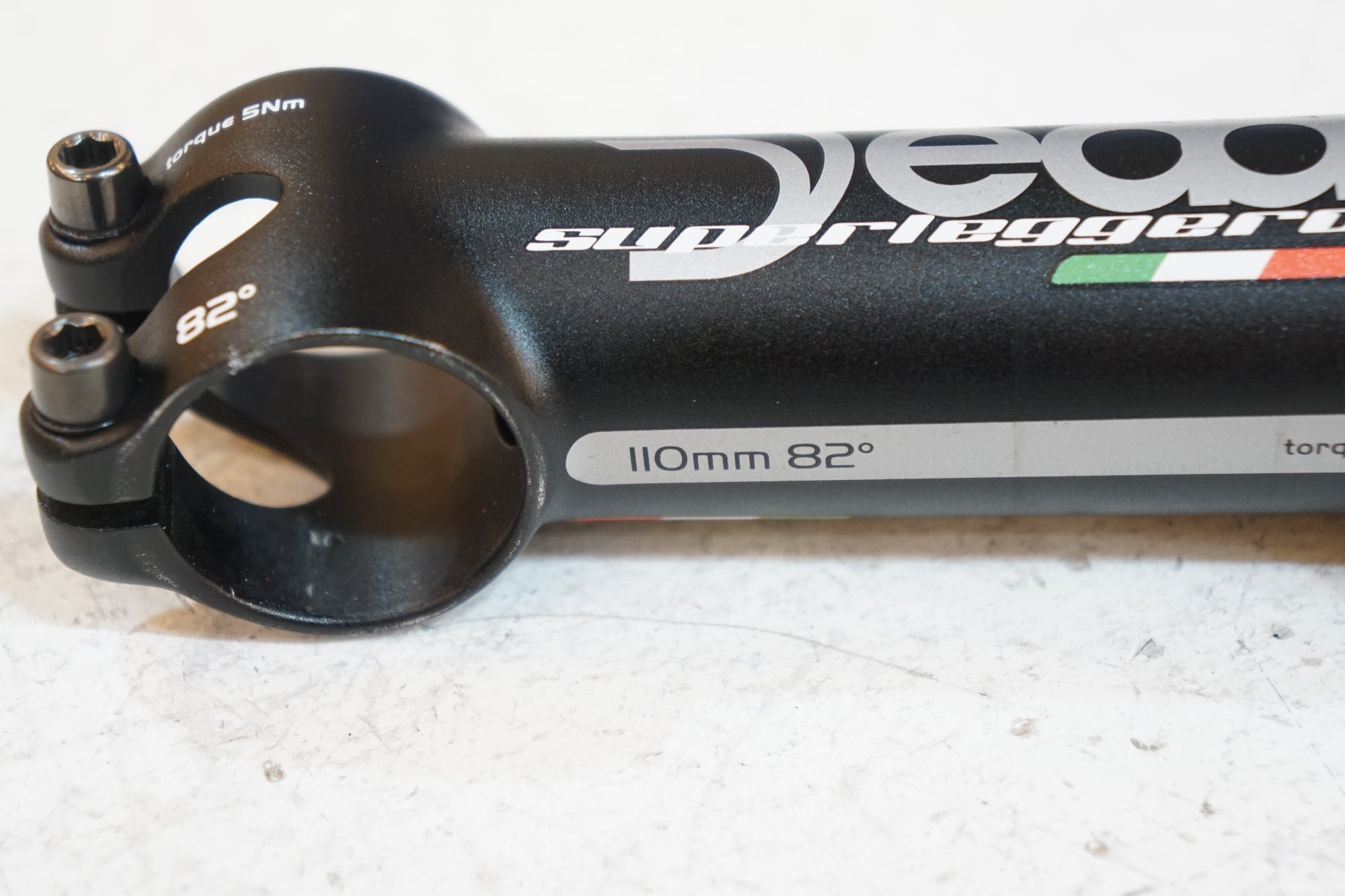 DEDA 「デダ」 SUPERLEGGERO φ31.7 110mm 82° ステム / バイチャリ浦和ベース