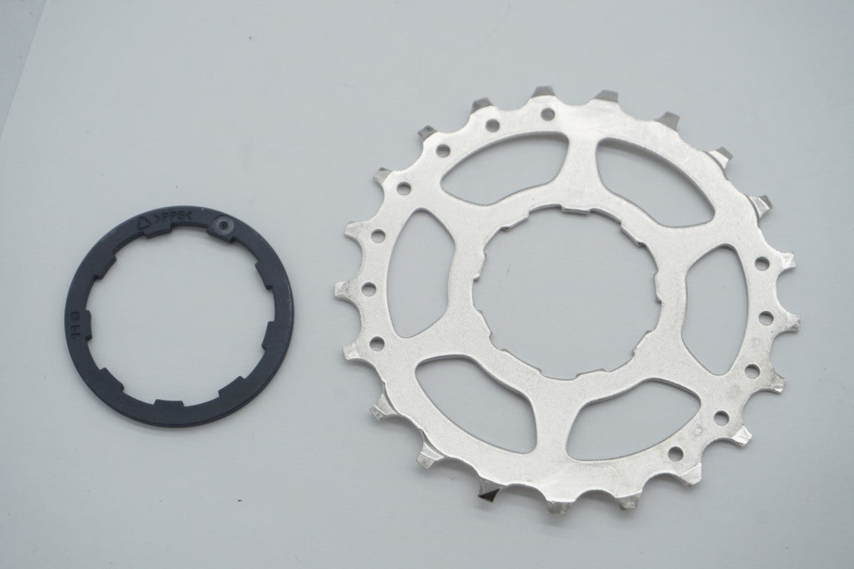 SHIMANO 「シマノ」 105 CS-R7000 11-30T スプロケット / 滋賀大津店
