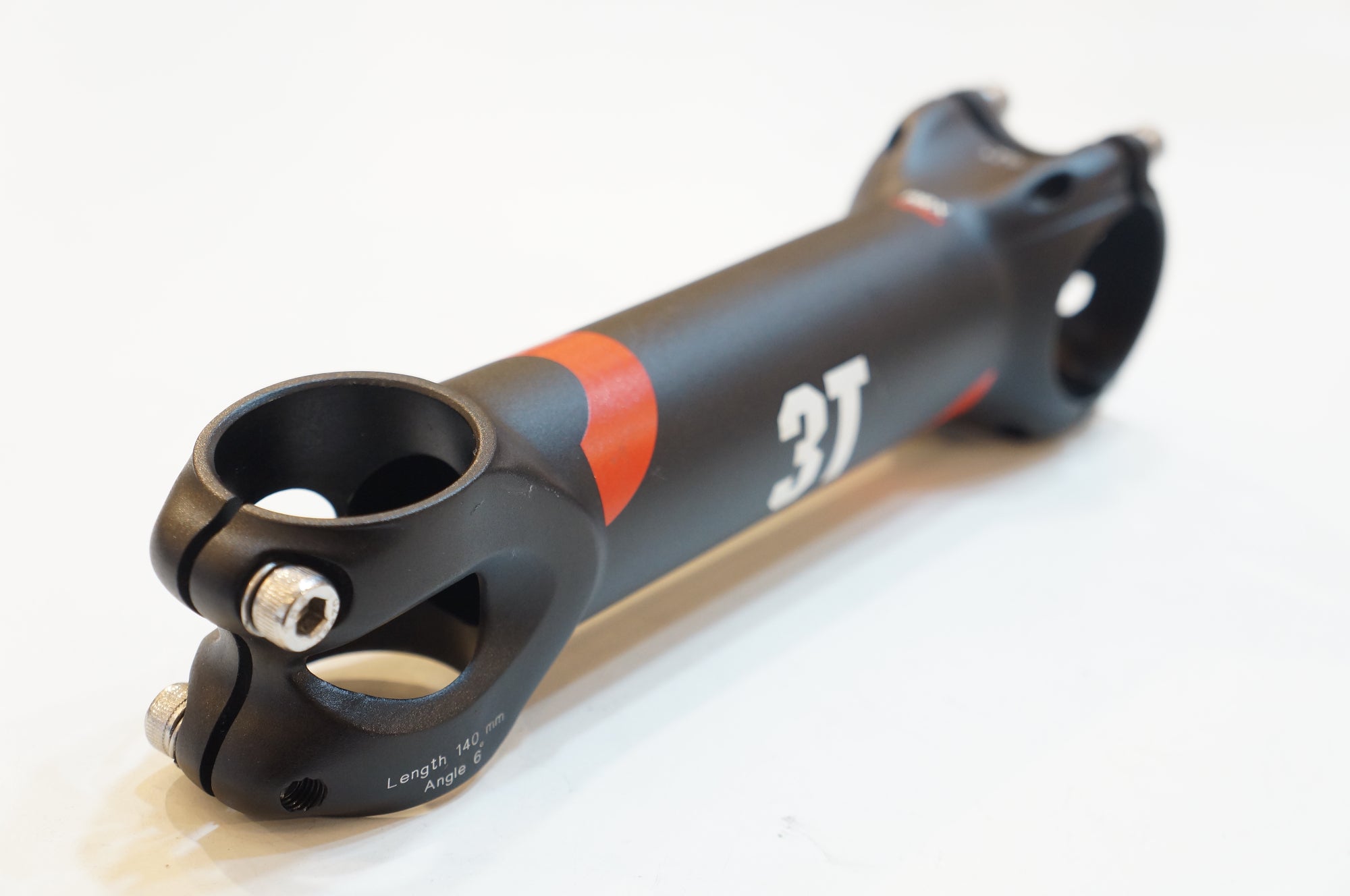 3T 「スリーティー」 ARX-TEAM φ31.8 140mm ステム / バイチャリ浦和ベース