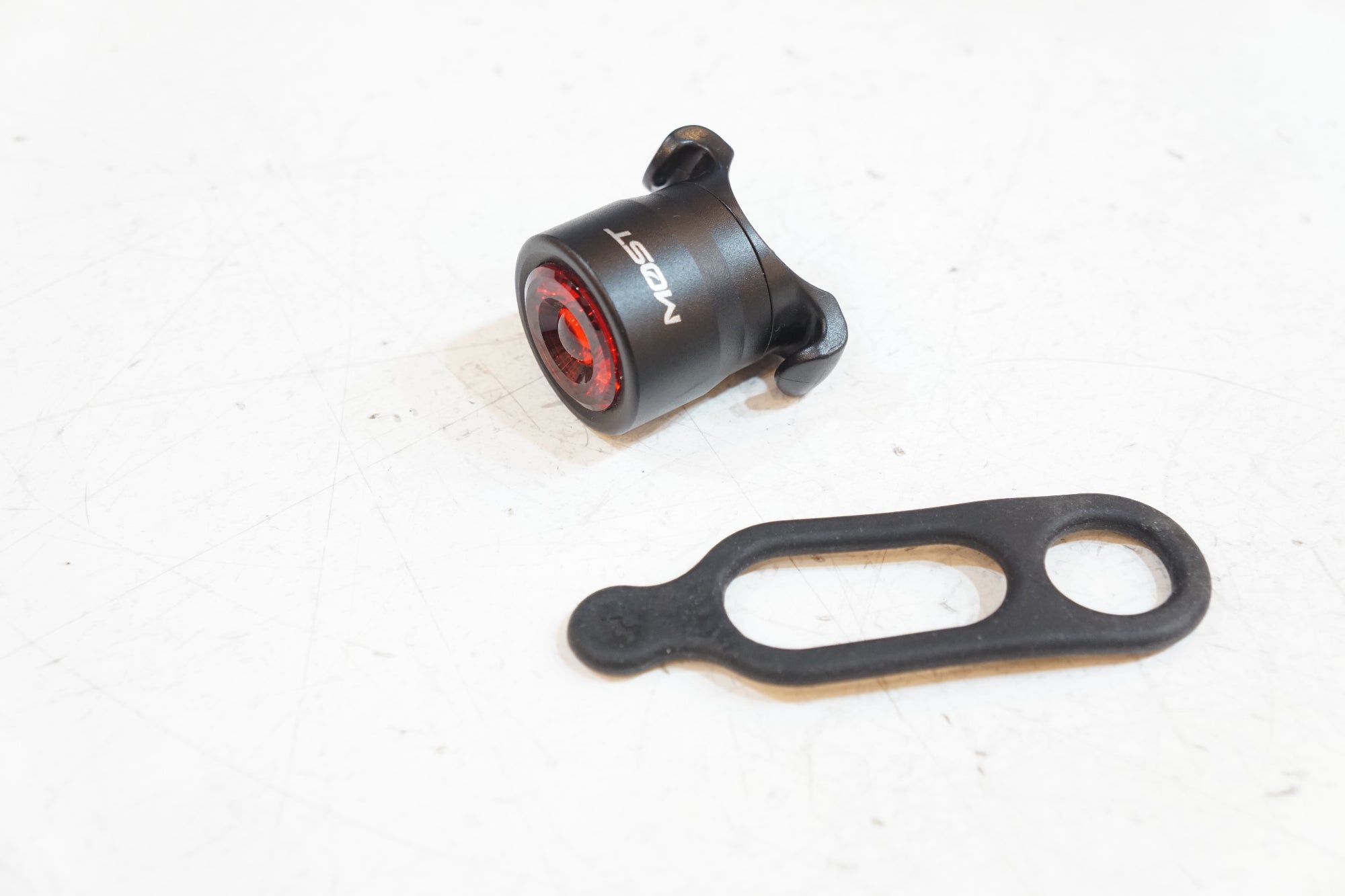 MOST 「モスト」 リアライト / バイチャリ浦和ベース