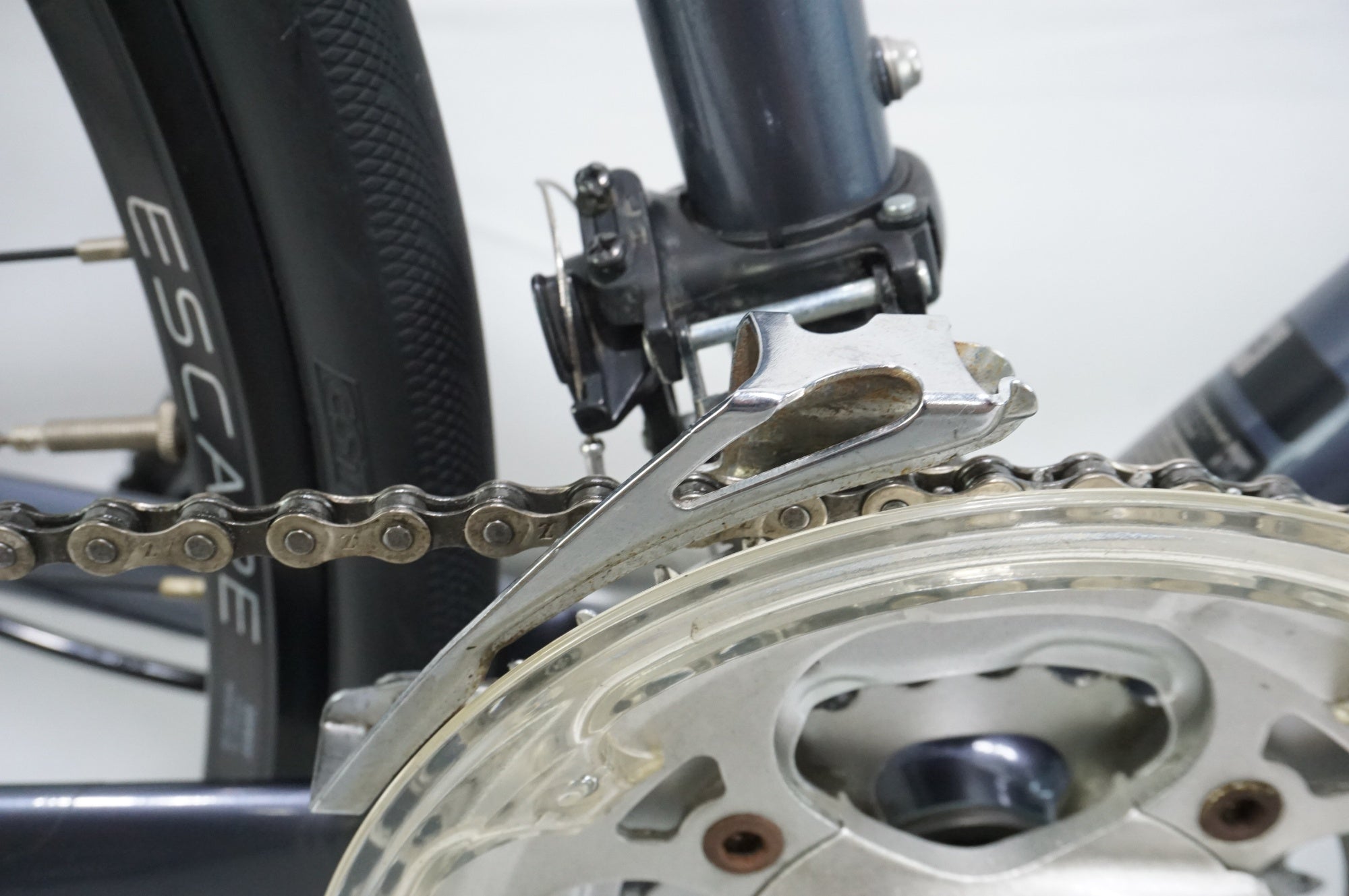 GIANT 「ジャイアント」 ESCAPE R3 DISC MS 2022年モデル クロスバイク / 中目黒店