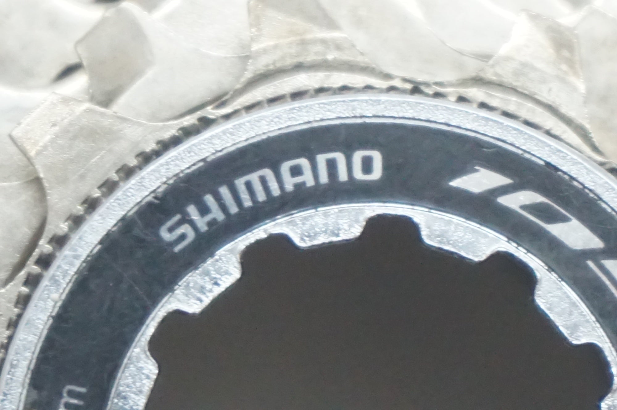 SHIMANO 「シマノ」 105 CS-R7000 11-30T スプロケット / 福岡店