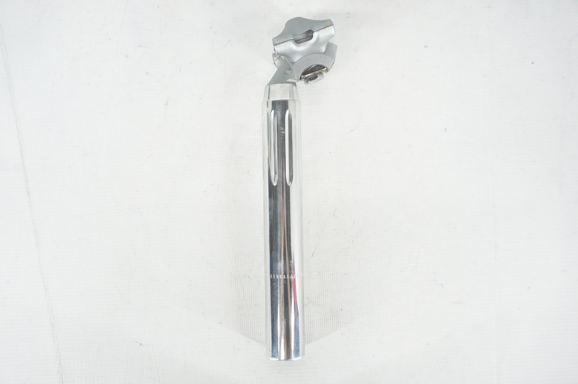 CAMPAGNOLO 「カンパニョーロ」 SUPER RECORD 50周年 Φ27.2 215mm シートポスト / 阪急塚口店