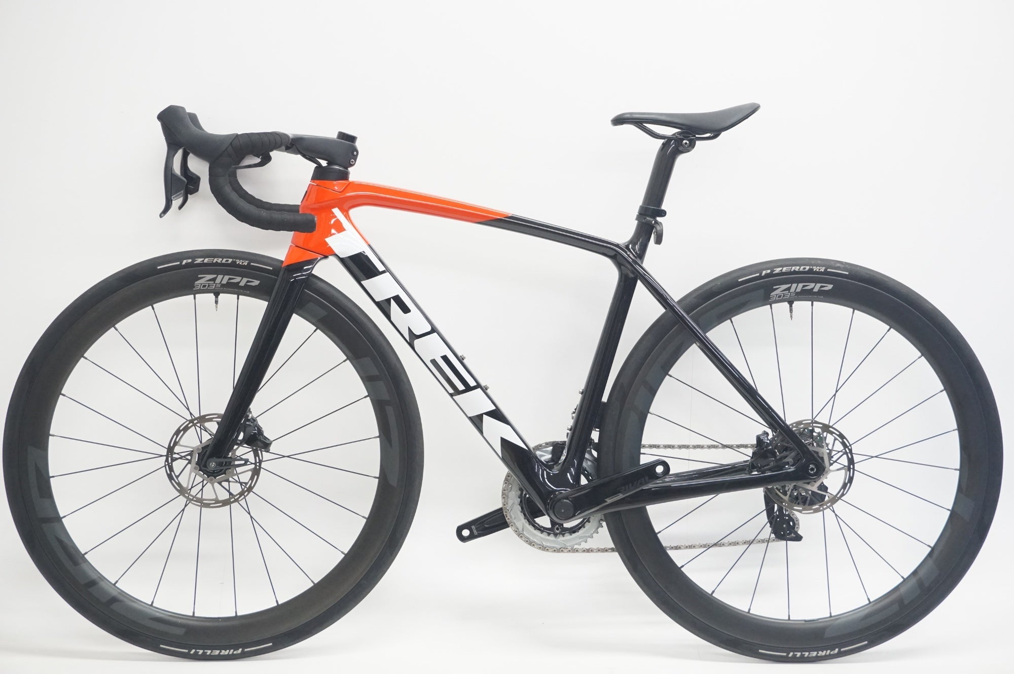 TREK 「トレック」 EMONDA SL DISC 2021年モデル ロードバイク / 福岡店