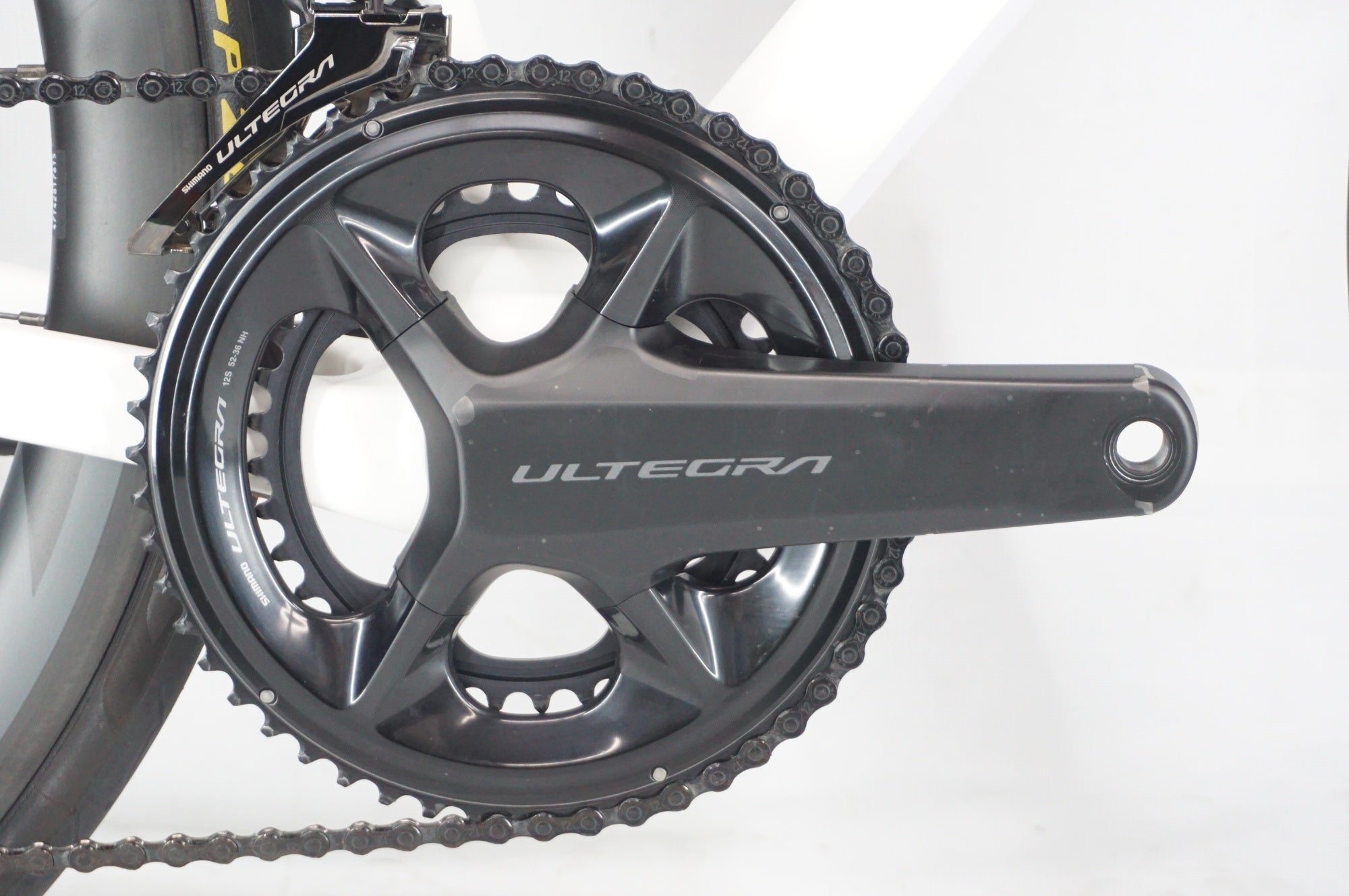 LOOK 「ルック」 785 HUEZ2 DISC ULTEGRA R8100 Di2 2025年モデル ロードバイク / 阪急塚口店