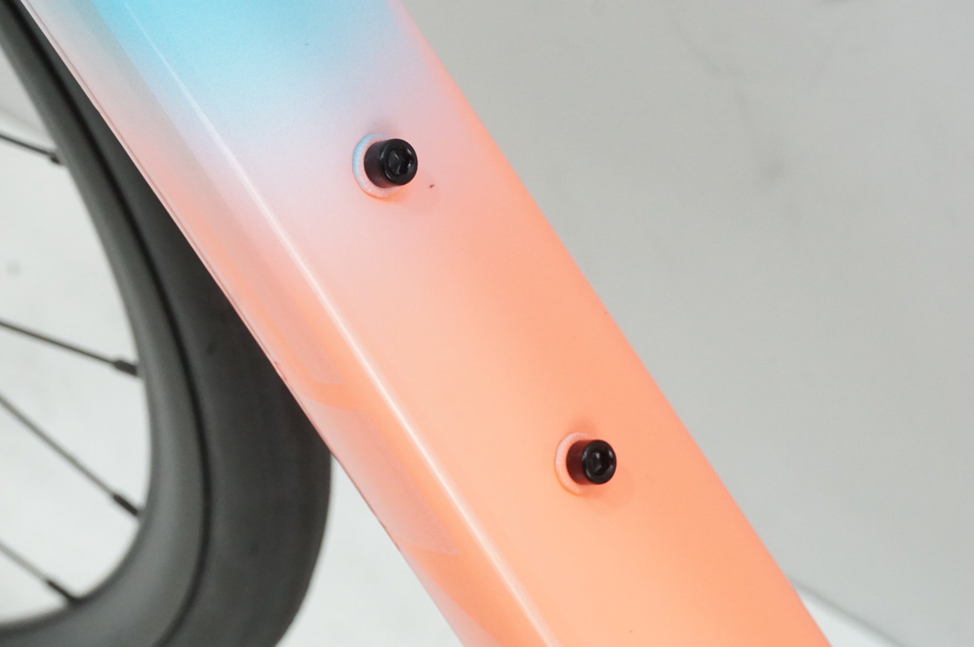 TREK 「トレック」 EMONDA ALR 5 2023年モデル ロードバイク / 大宮店