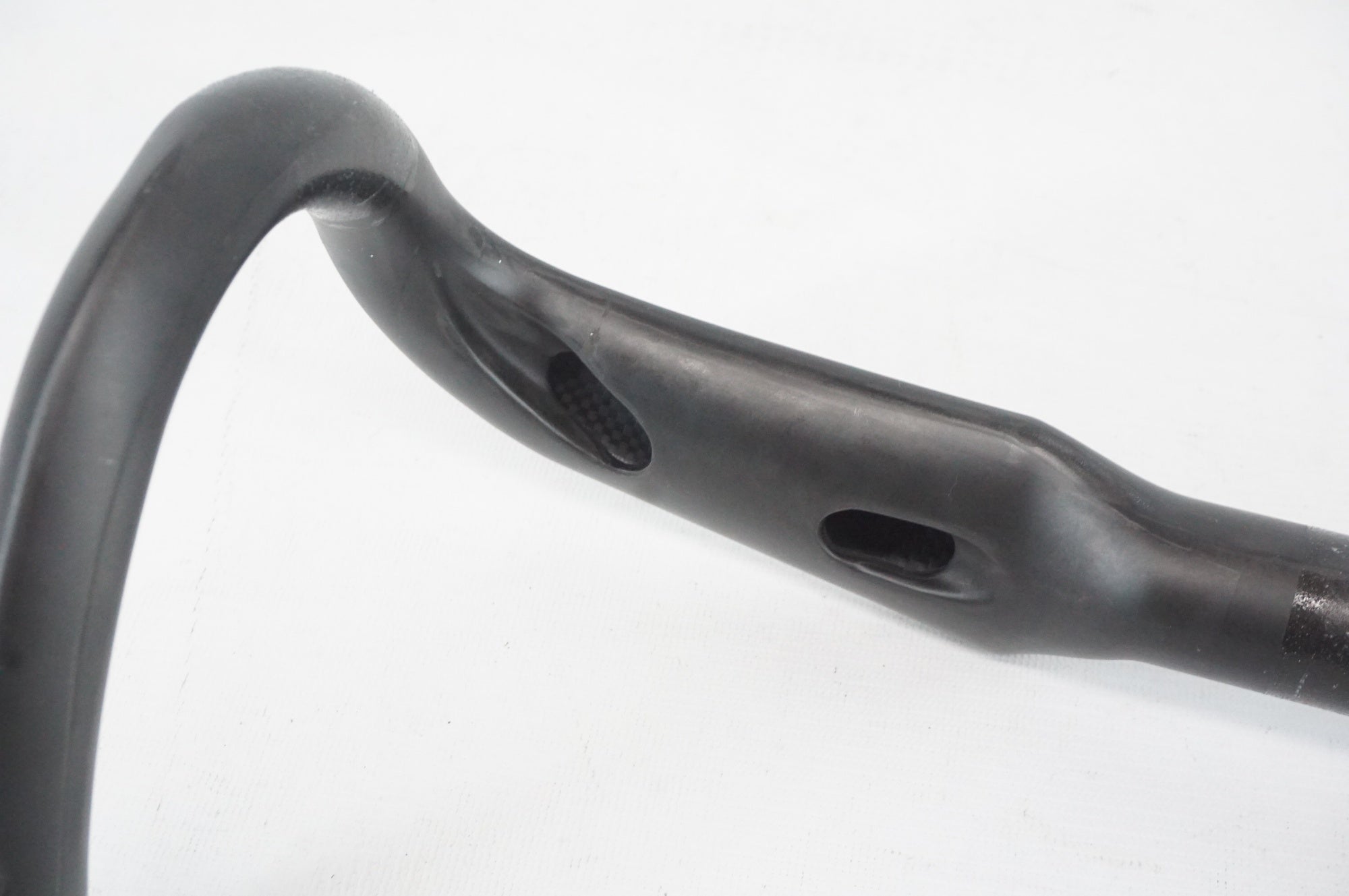 BRIDGESTONE 「ブリヂストン」 ANCHOR CARBON AERO HANDLE BAR Φ31.8 400mm ハンドル / 阪急塚口店