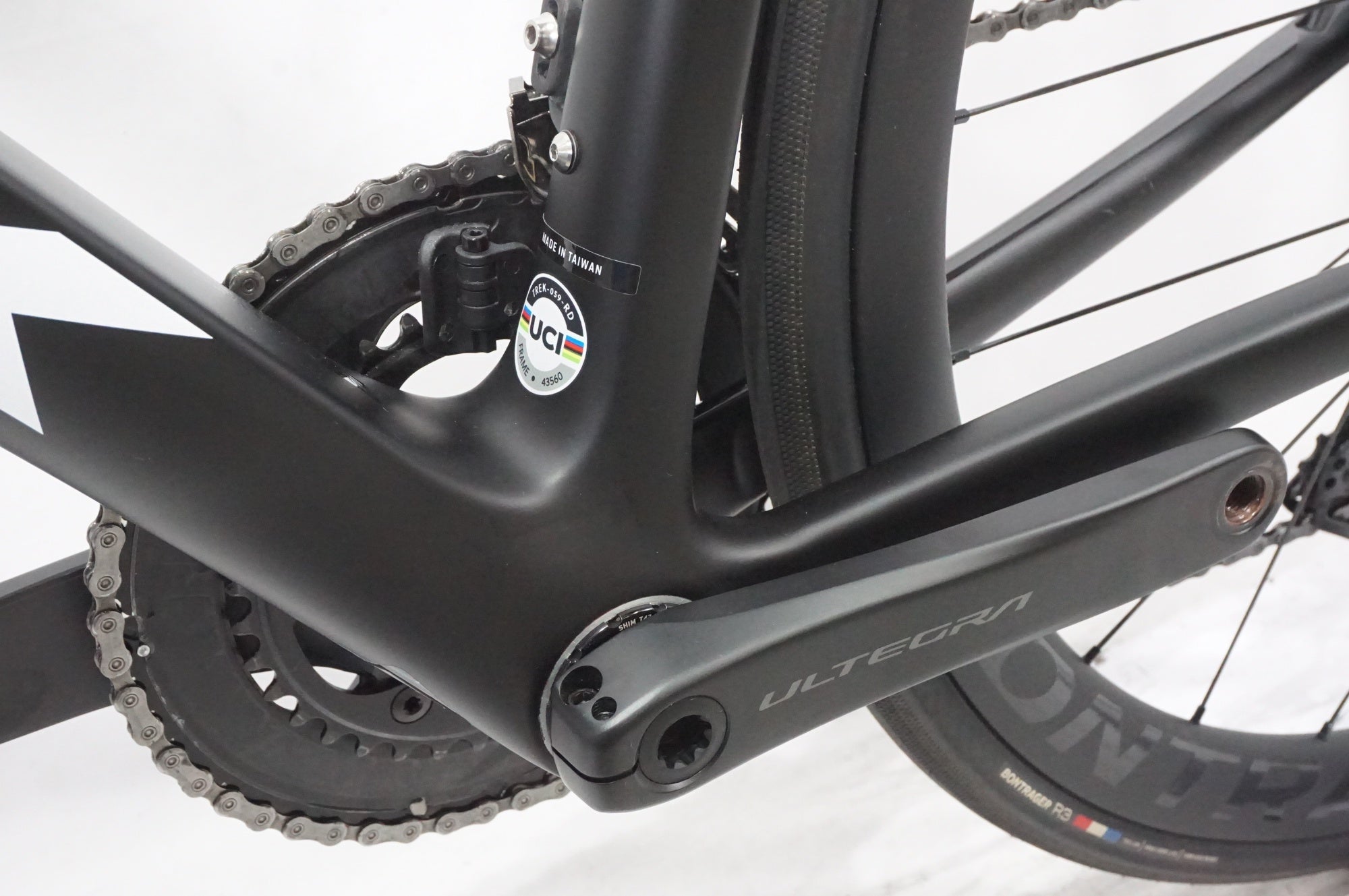 TREK 「トレック」 EMONDA SL7 2024年モデル ロードバイク / AKIBA店