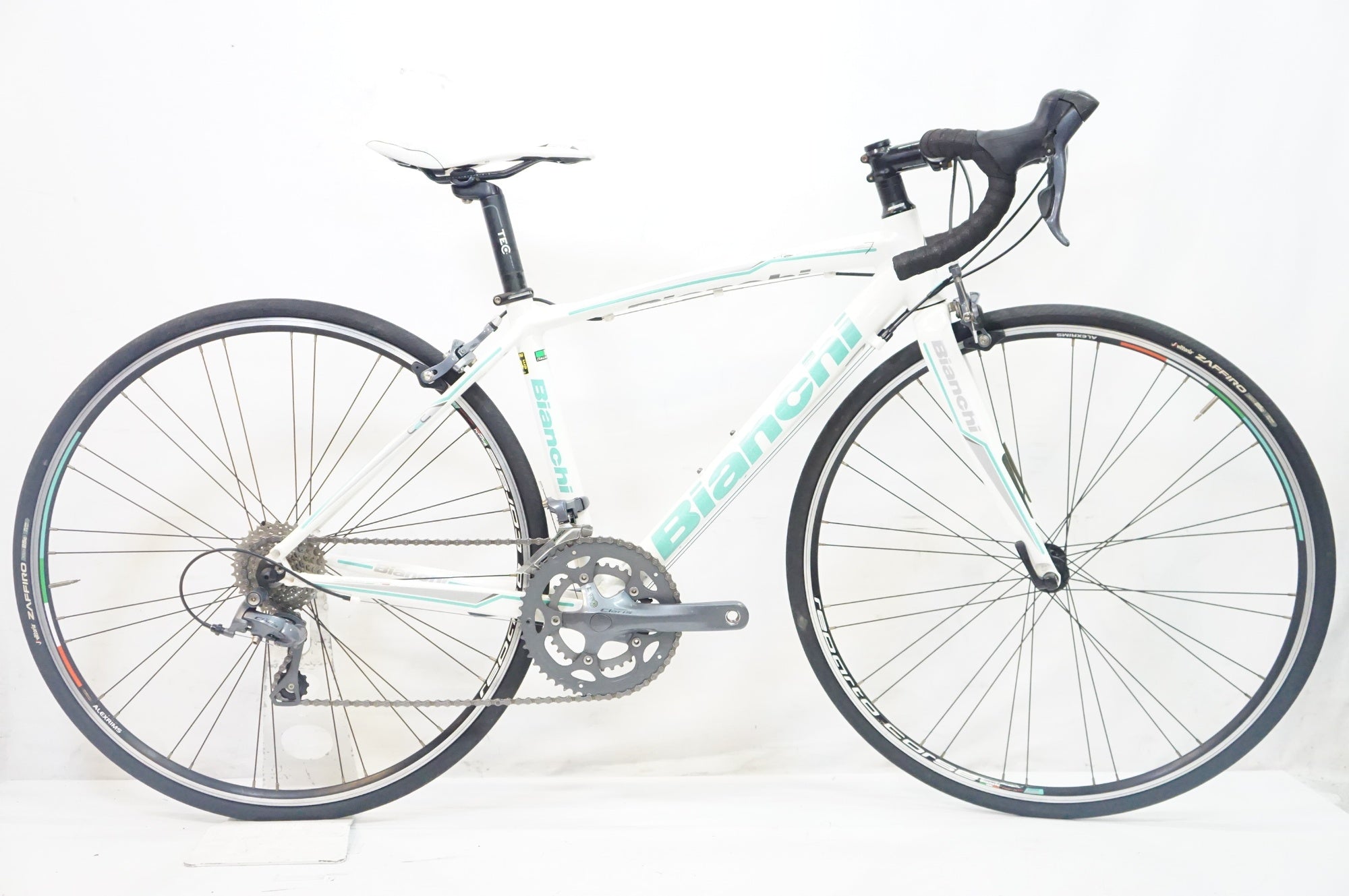 Bianchi Via Nirone 7 Claris 2015年 ロードバイク BIANCHI 「ビアンキ」 VIA NIRONE 7 CLARIS 2015年モデル ロードバイク