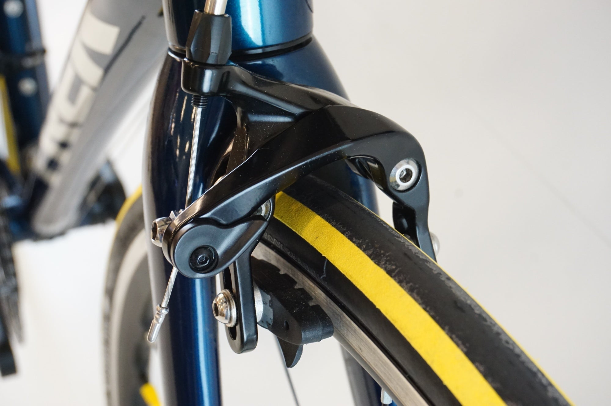 TREK 「トレック」 DOMANE AL 2 RIM カスタム 2021-2024年モデル ロードバイク / 浜松店