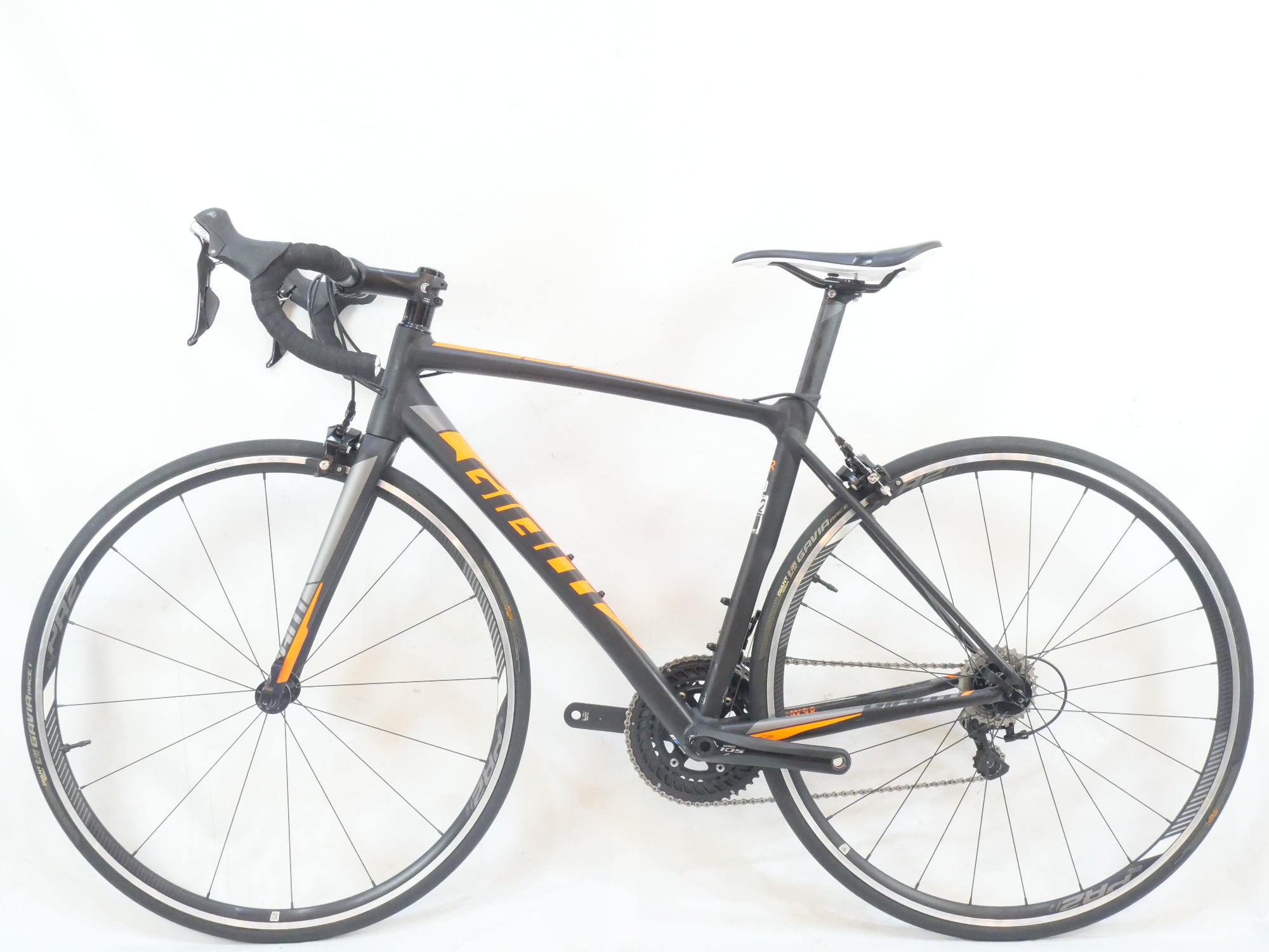 GIANT 「ジャイアント」 TCR SLR2 2018年モデル ロードバイク / バイチャリ浦和ベース