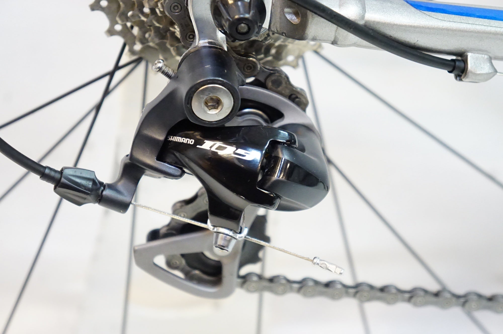 TREK 「トレック」 2.1 2011年モデル ロードバイク / 熊谷本店