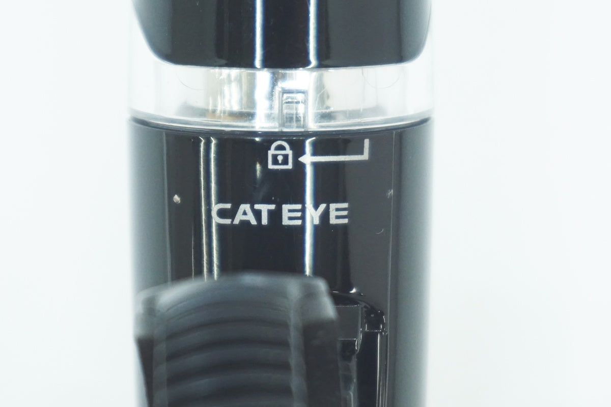 CATEYE 「キャットアイ」 OPTICUBE フロントライト / 大阪美原北インター店