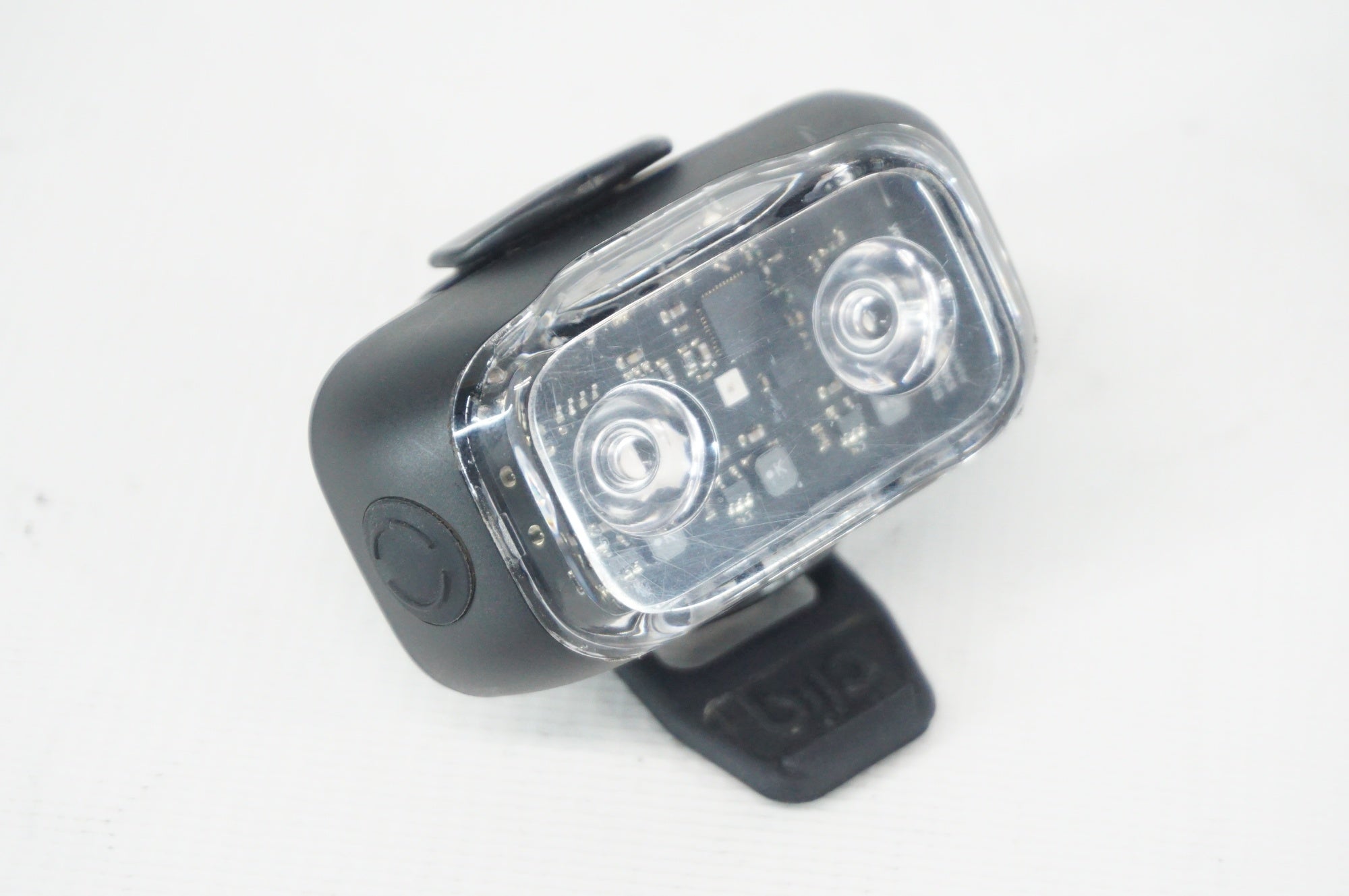 RAYO 「ラヨ」 リアライト / 阪急塚口店